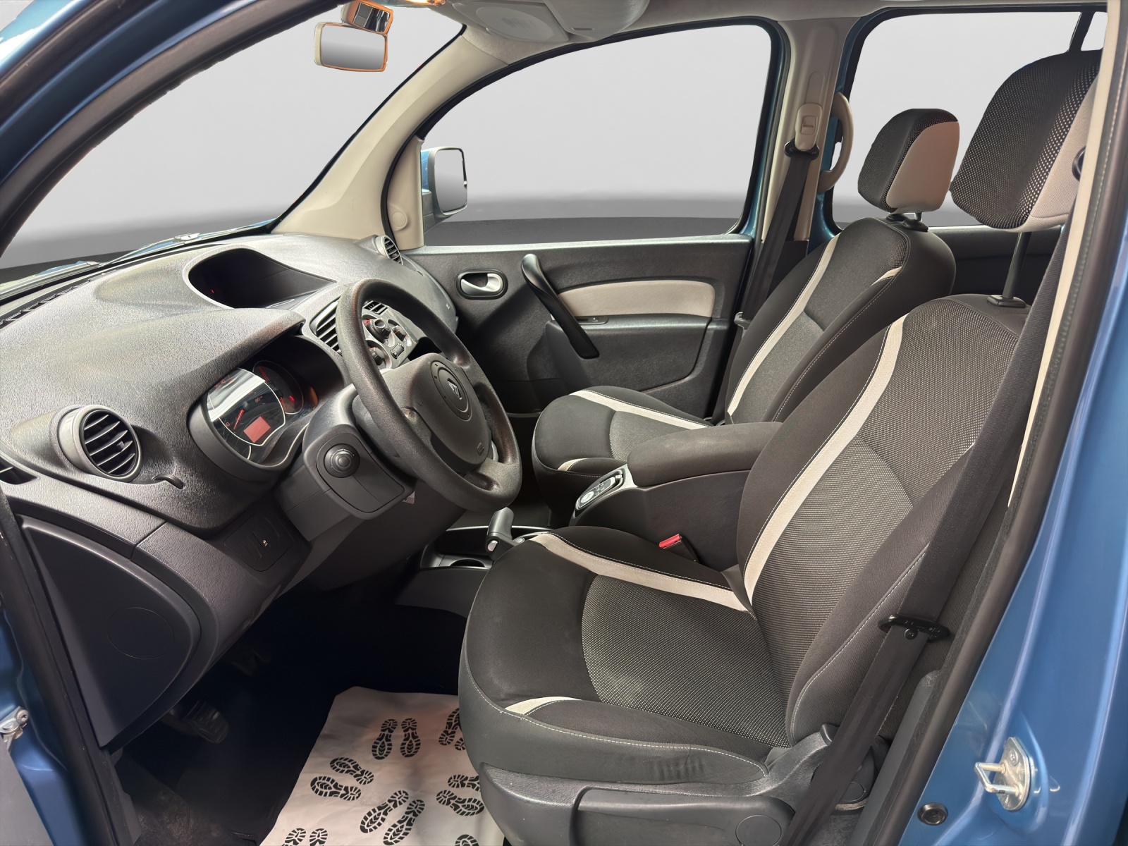 RENAULT Grand Kangoo 1.5 dCi Dynamique-image-8