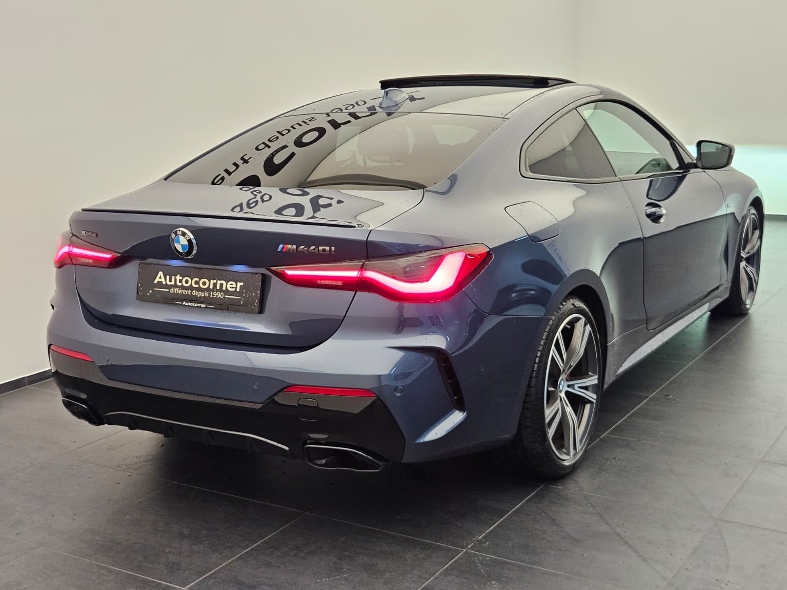 BMW M440i xDrive 48V Coupé Steptronic-image-5