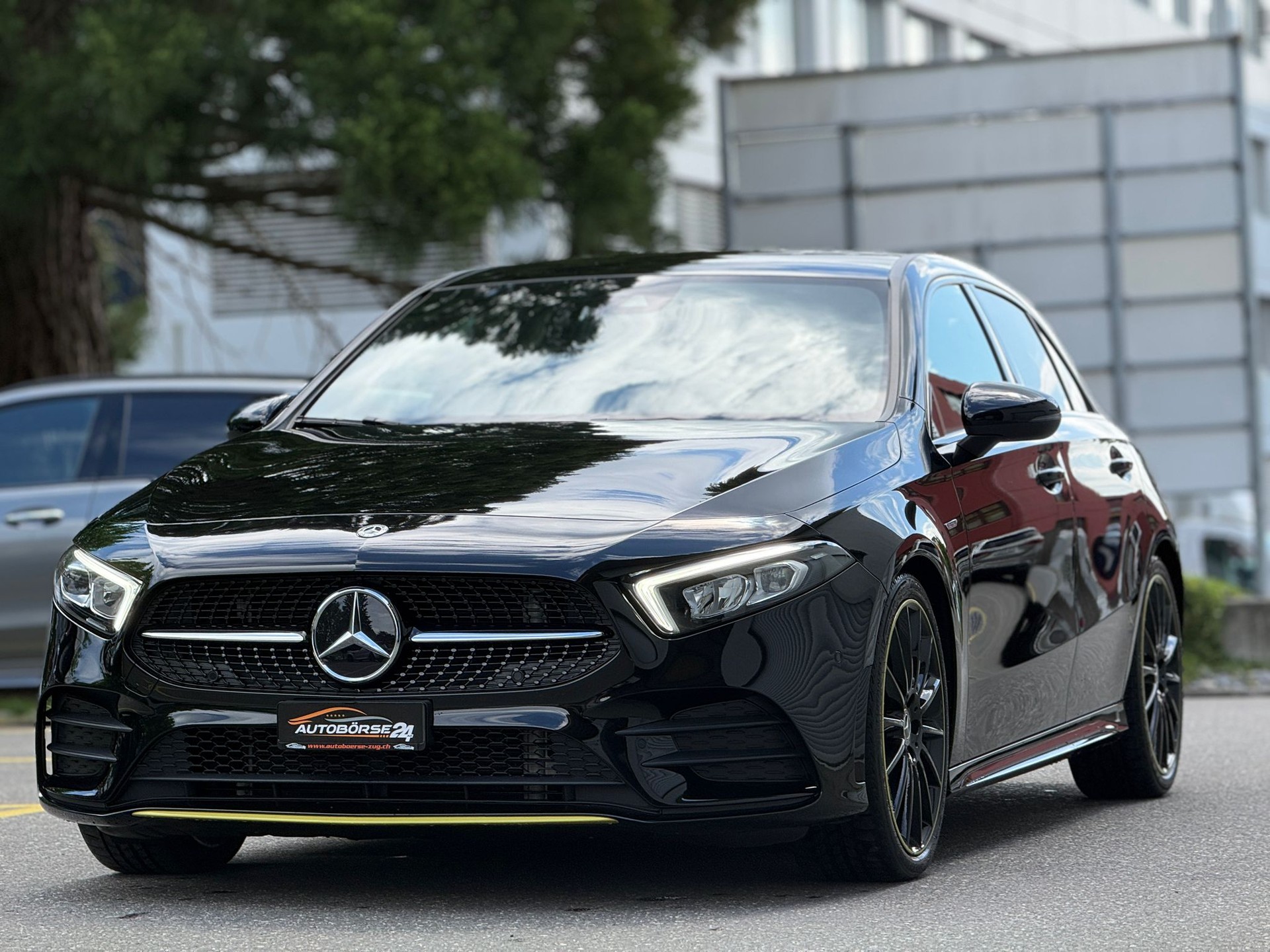 MERCEDES-BENZ A 200 d AMG Line Edition