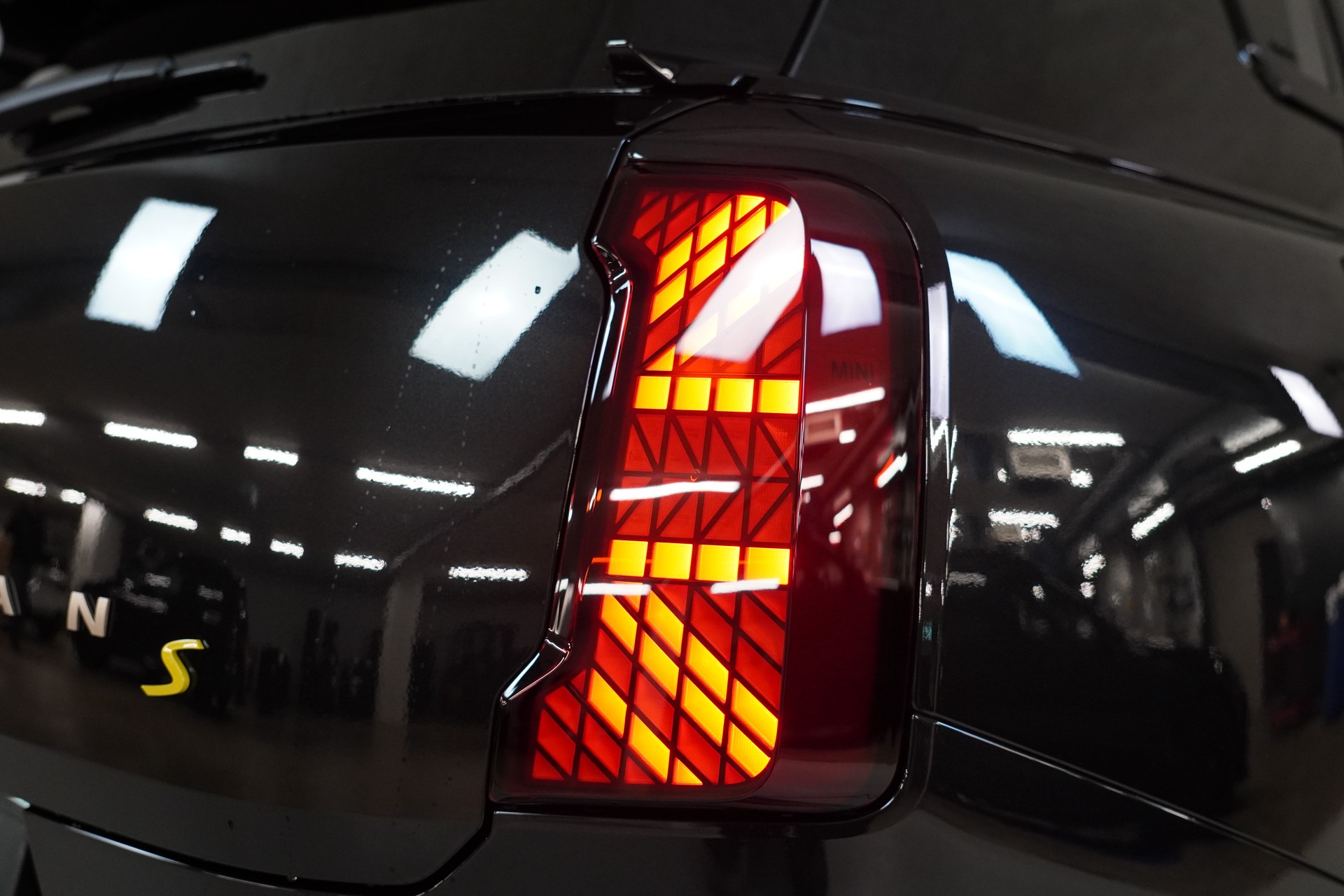 MINI Countryman SE ALL 4-image-15