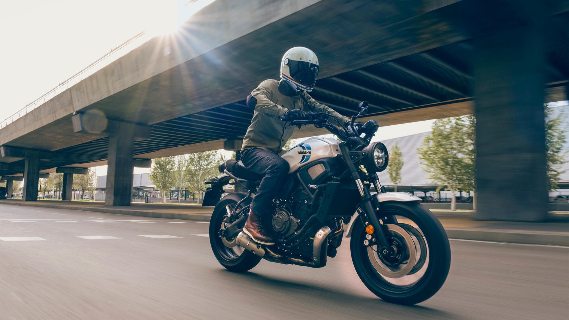 YAMAHA XSR 700-image-9