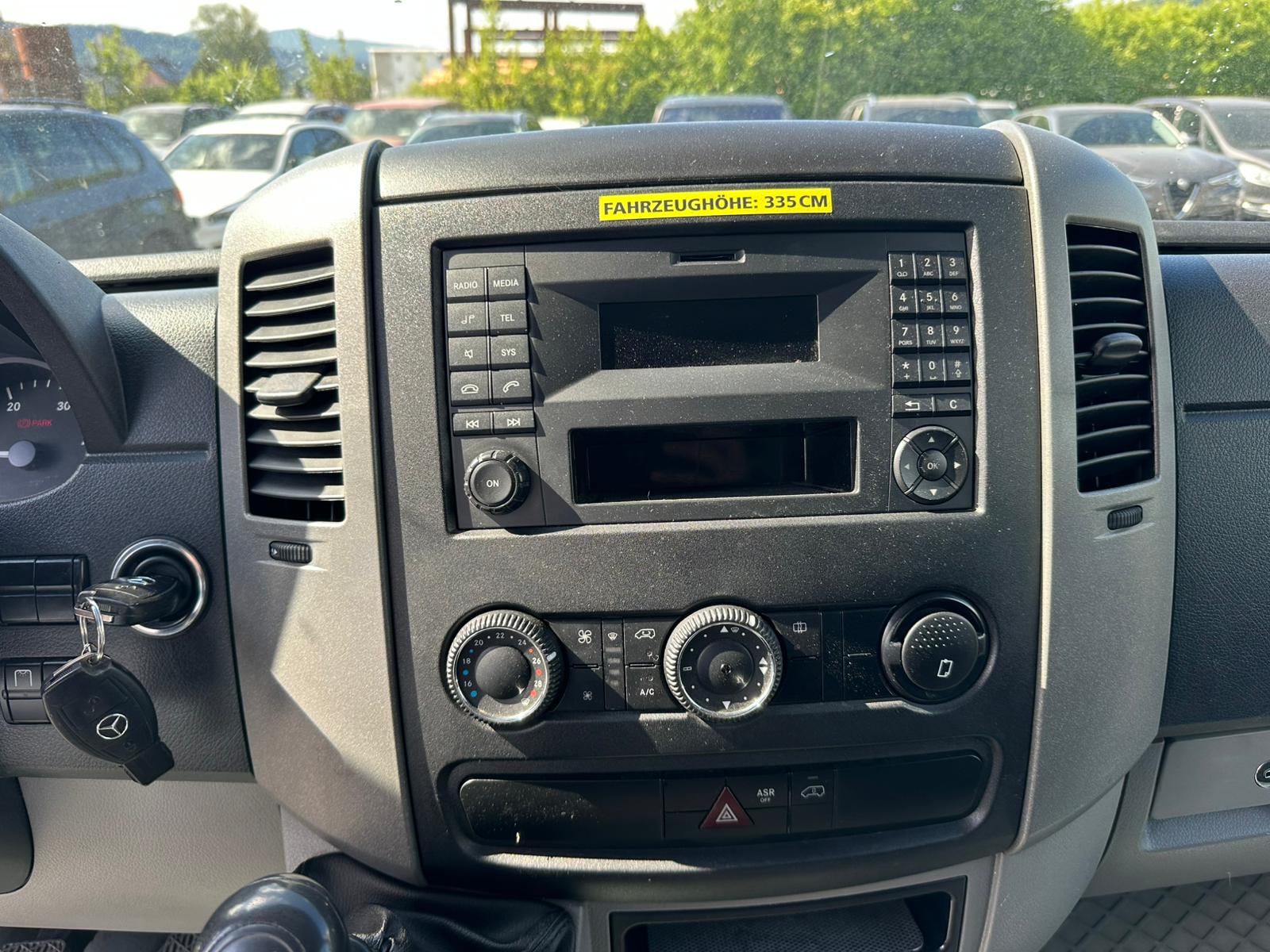 MERCEDES-BENZ Sprinter 316 CDI Standard-image-9
