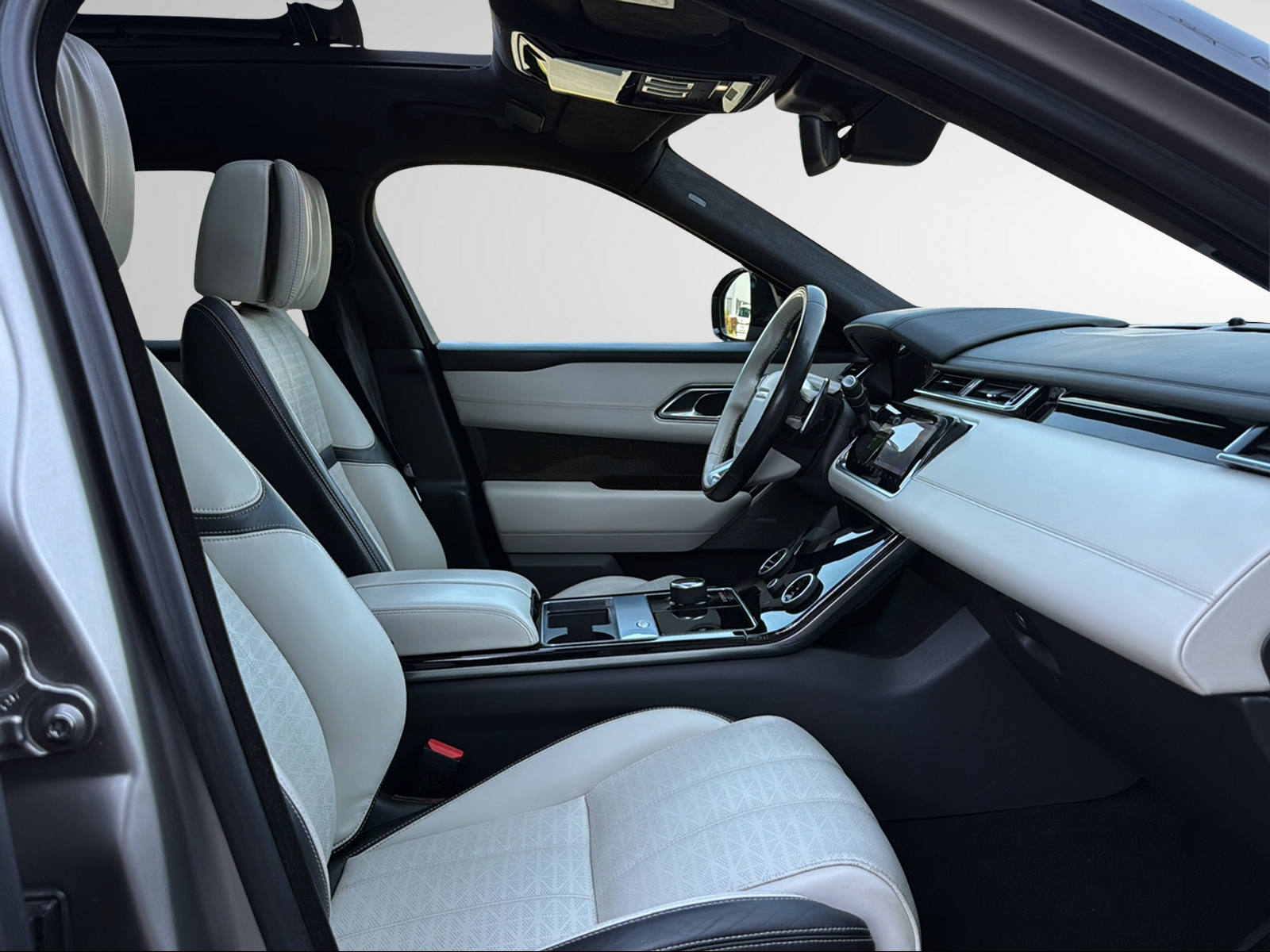 LAND ROVER Range Rover Velar P 380 First Edition Automatic-image-30