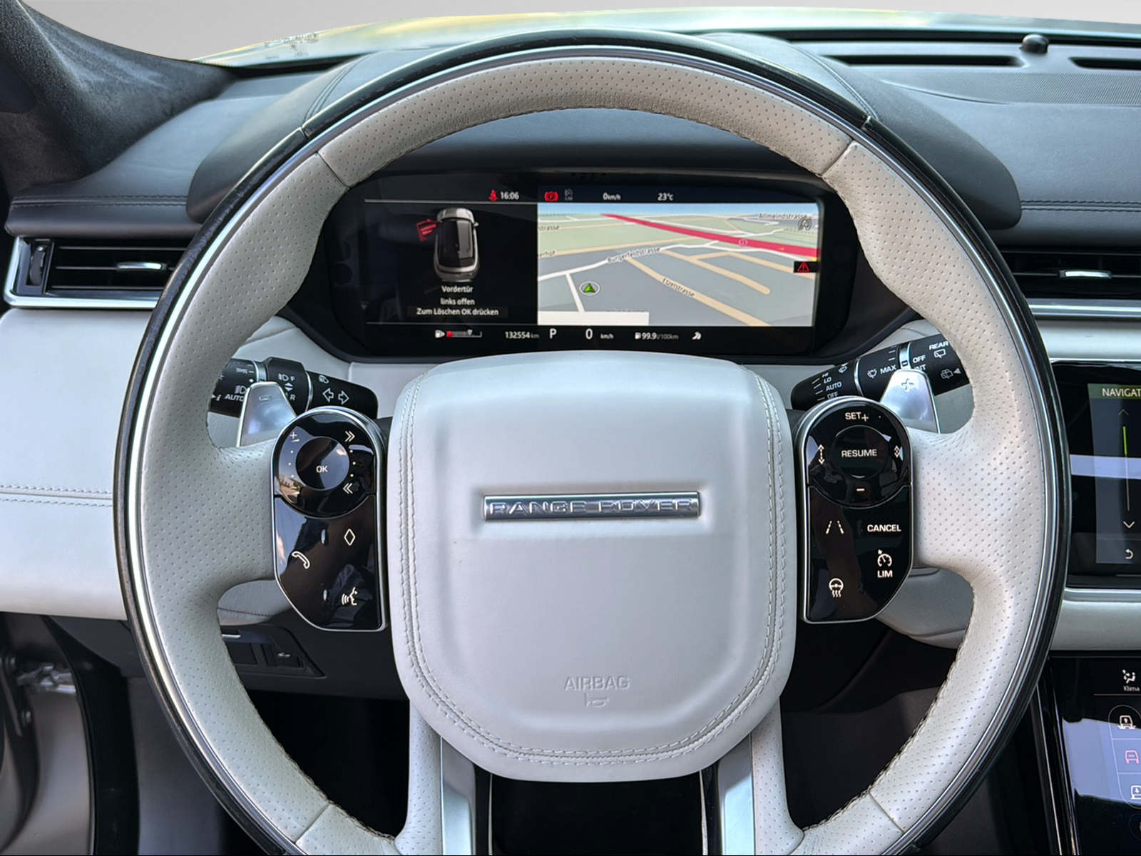 LAND ROVER Range Rover Velar P 380 First Edition Automatic-image-17