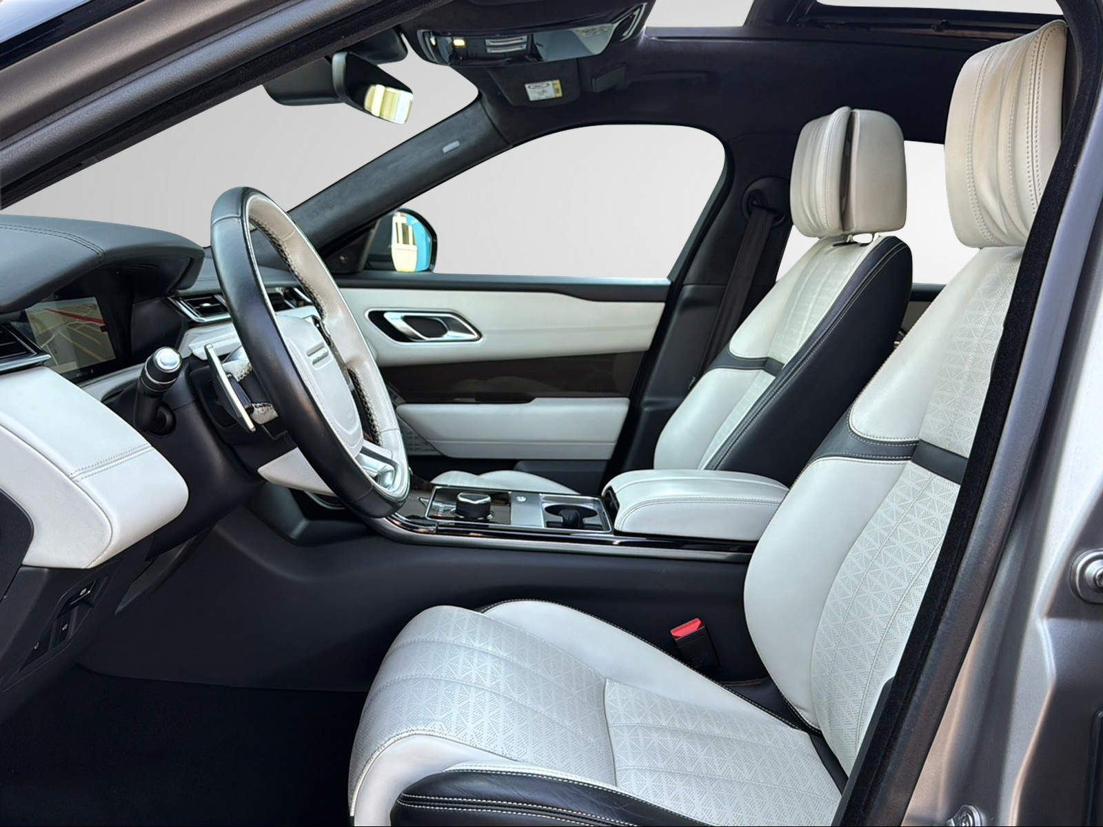 LAND ROVER Range Rover Velar P 380 First Edition Automatic-image-14