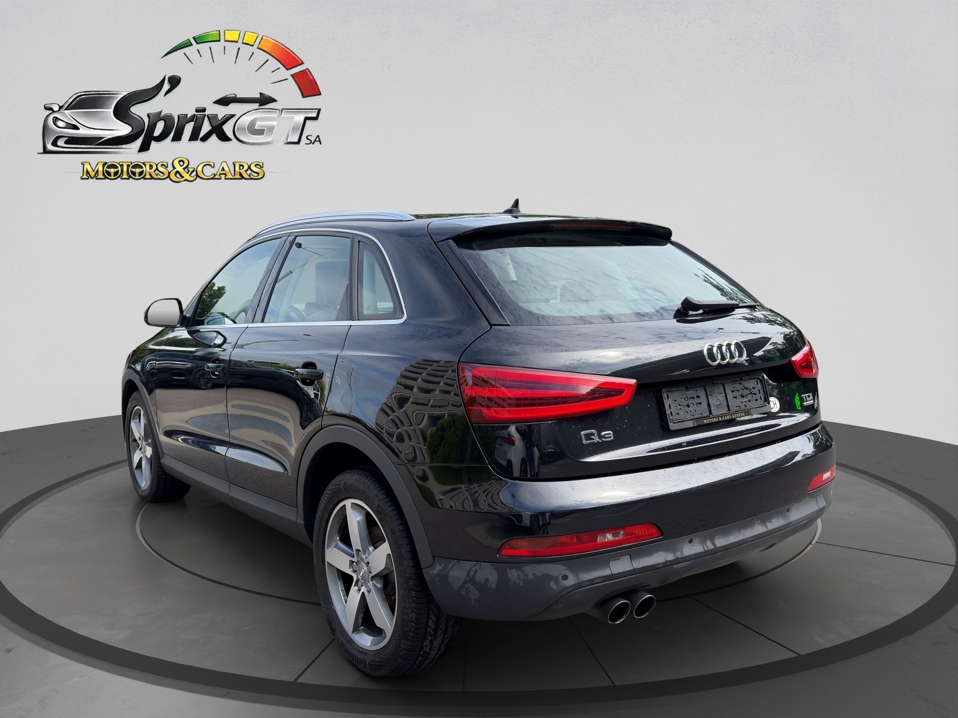 AUDI Q3 2.0 TDI quattro S-tronic-image-13