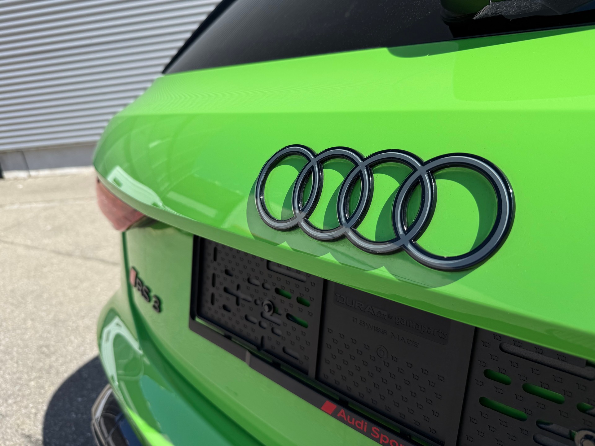 AUDI RS3 Sportback 2.5 TSI quattro S-tronic-image-11