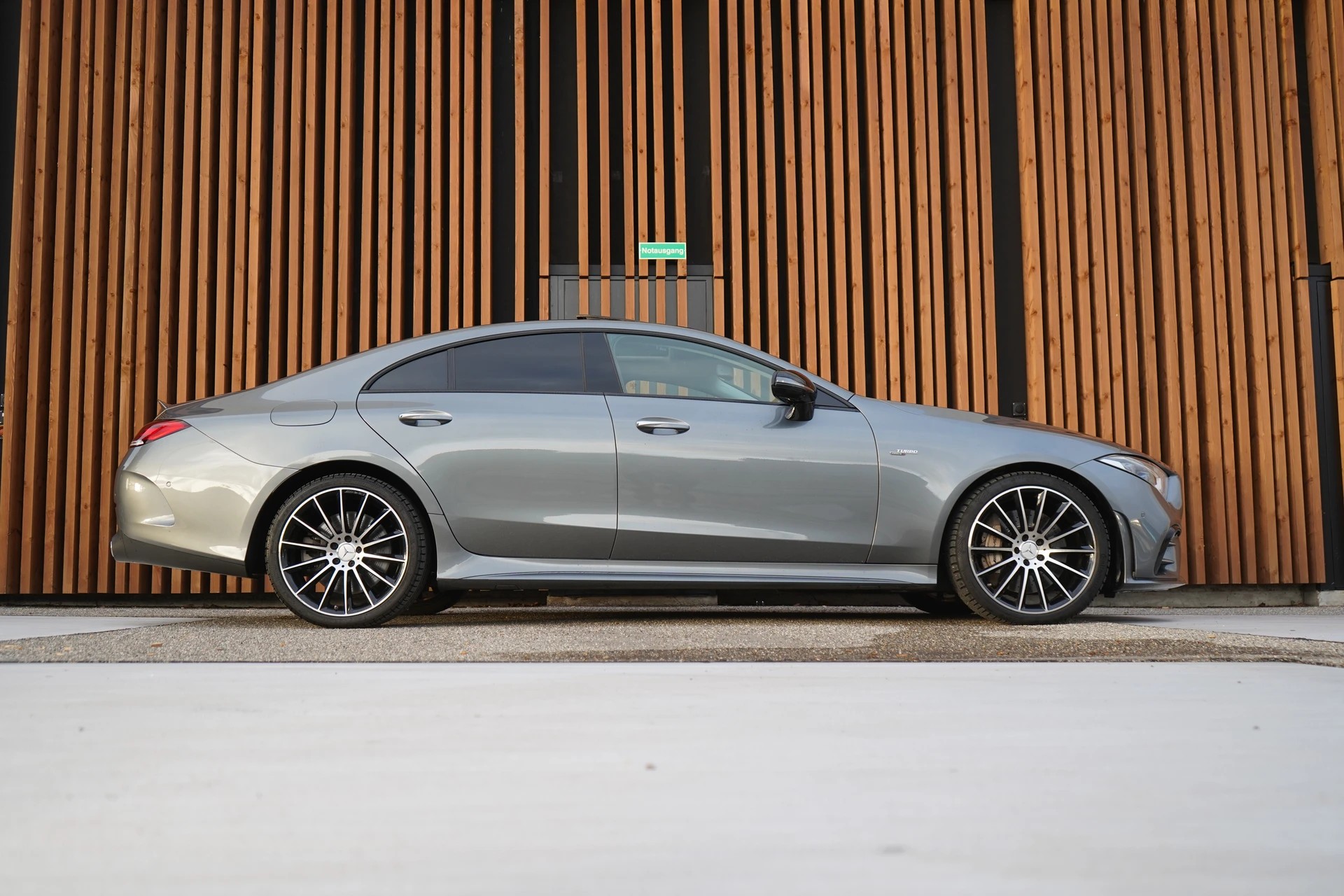 MERCEDES-BENZ CLS 53 AMG 4 MATIC+ EDITION 1 l 435 PS