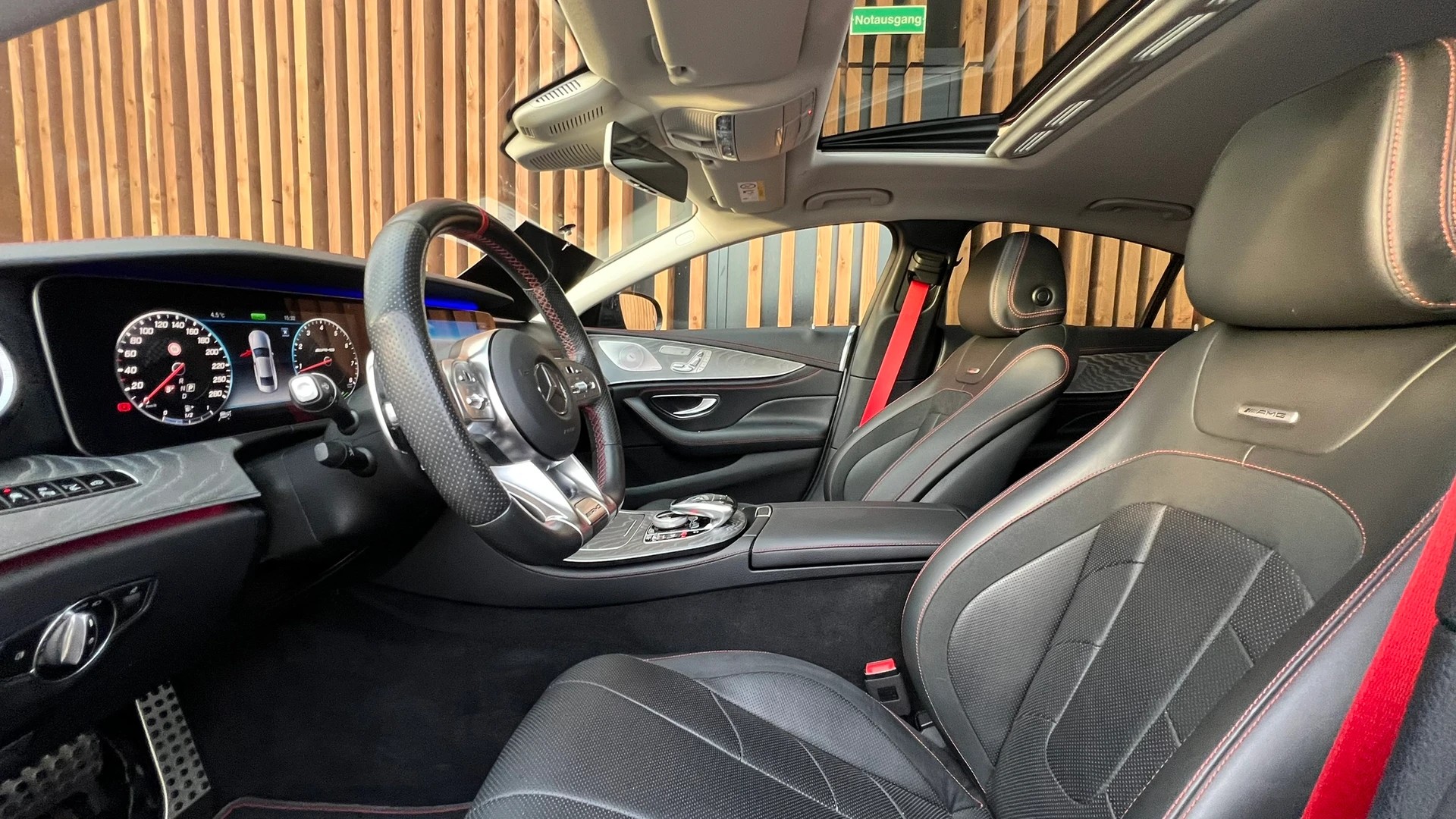 MERCEDES-BENZ CLS 53 AMG 4 MATIC+ EDITION 1 l 435 PS-image-23
