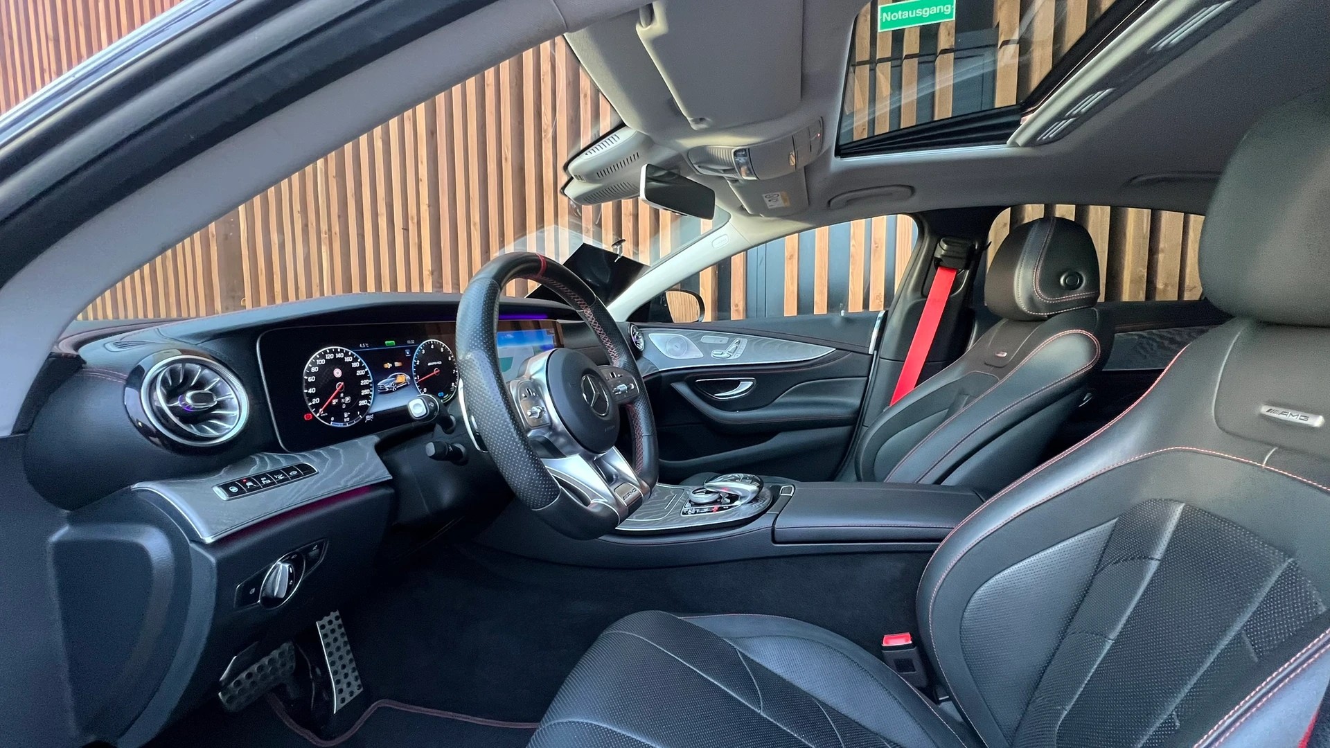 MERCEDES-BENZ CLS 53 AMG 4 MATIC+ EDITION 1 l 435 PS-image-21