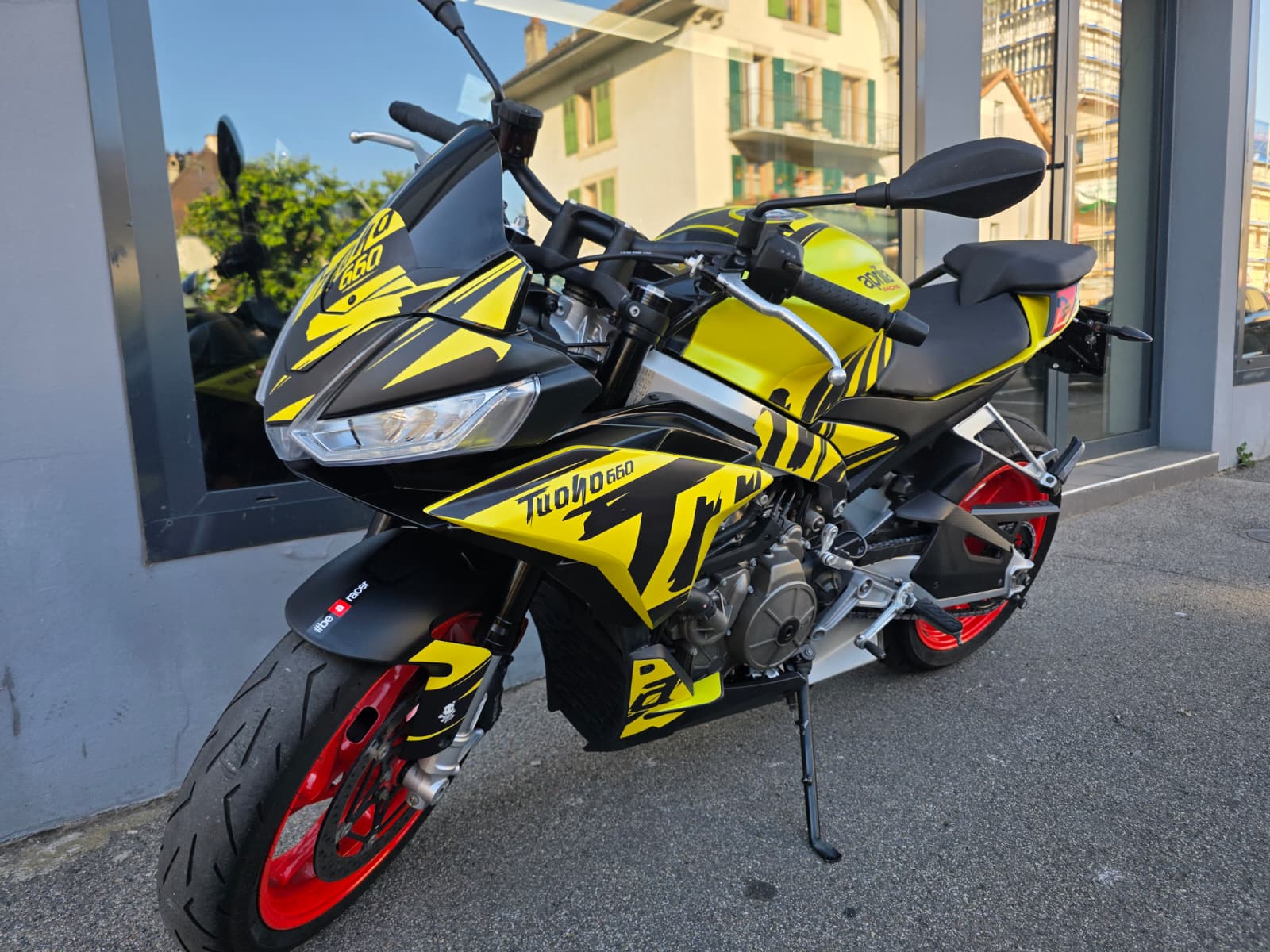 APRILIA Tuono 660-image-3