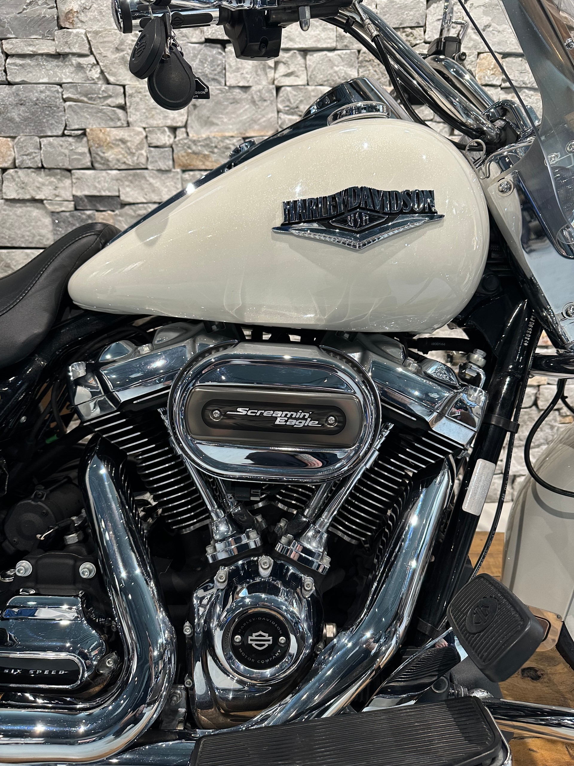 HARLEY-DAVIDSON FLHR Road King 107 ABS-showroom-element-3