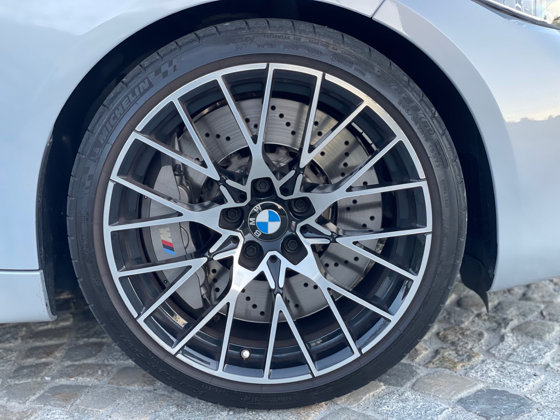 BMW M2 Competition-image-12