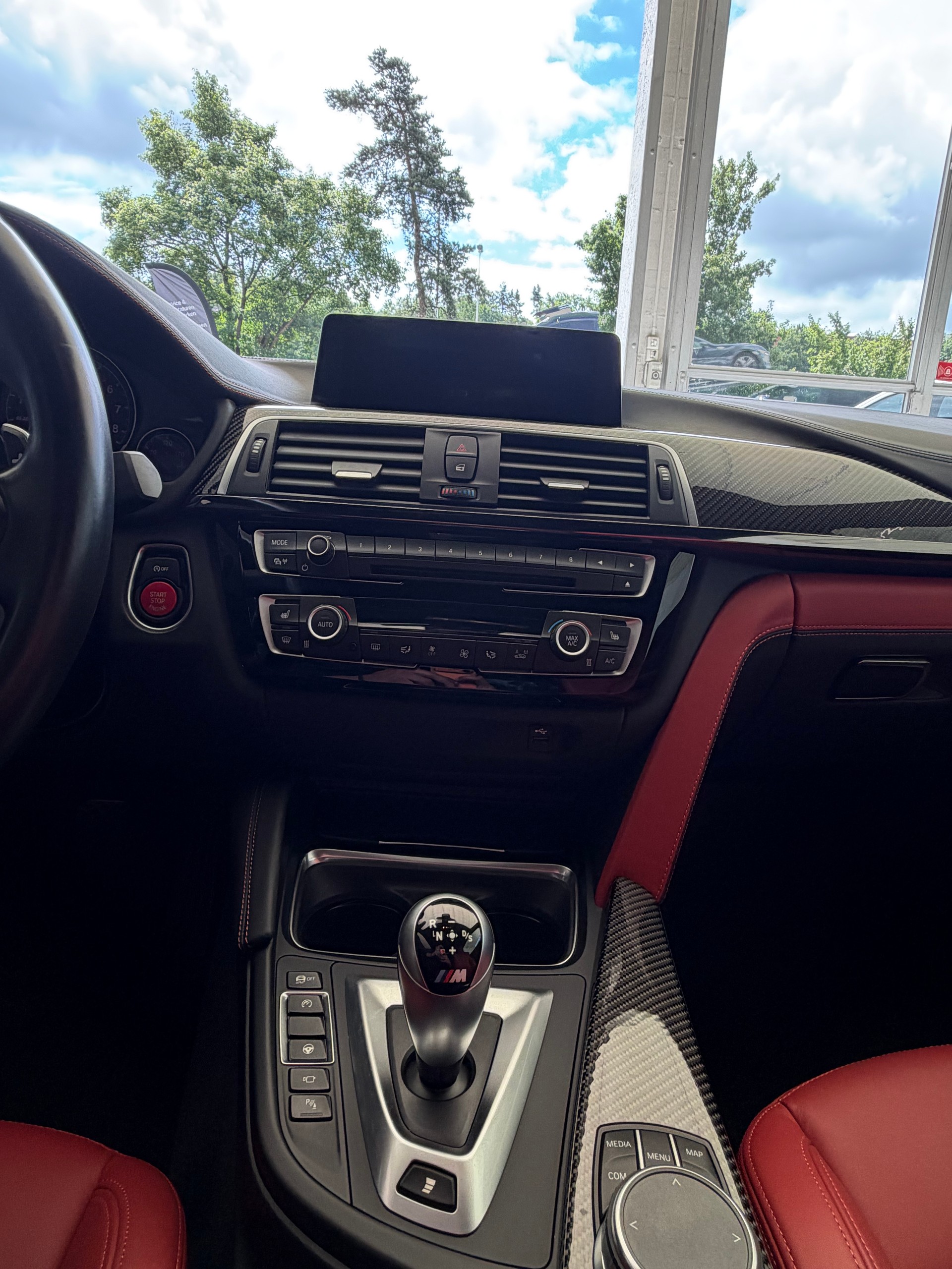 BMW M4 Coupé DKG-image-8