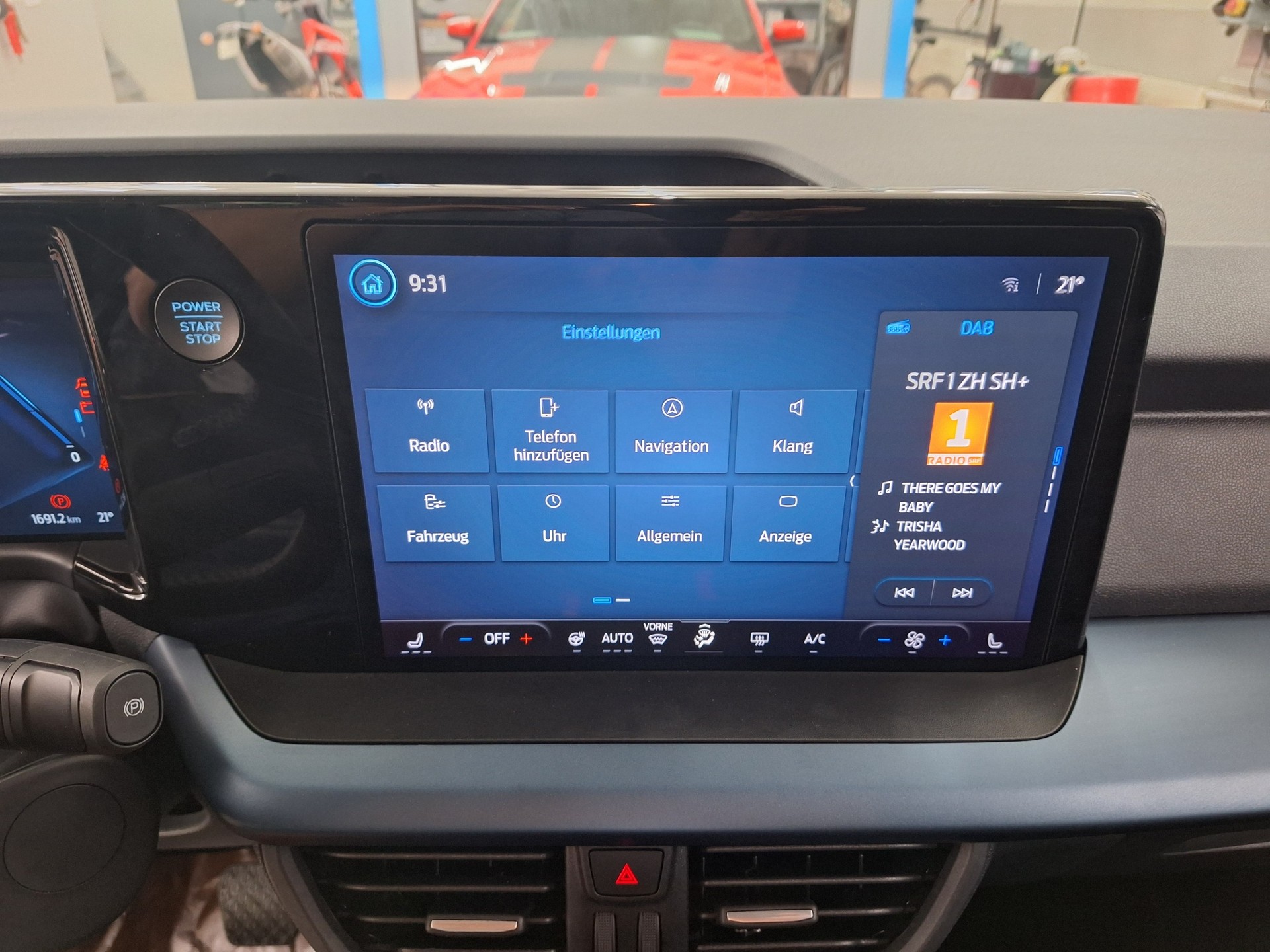 FORD Tourneo Courier Elektro 54kWh Active⚡CH-Auslieferung mit Garantie bis August 2028 / Anhängerkupplung⚡-image-12