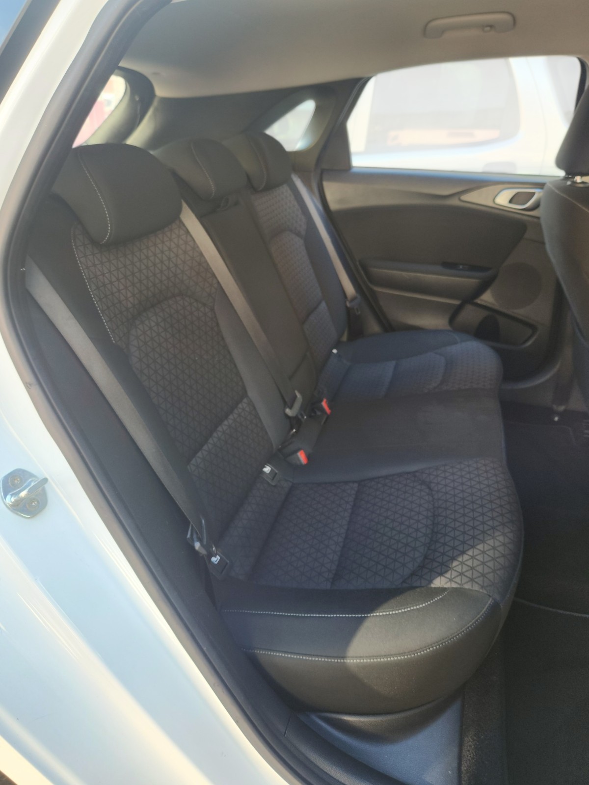 KIA Ceed 1.4 T-GDi Power 25 DCT-image-13