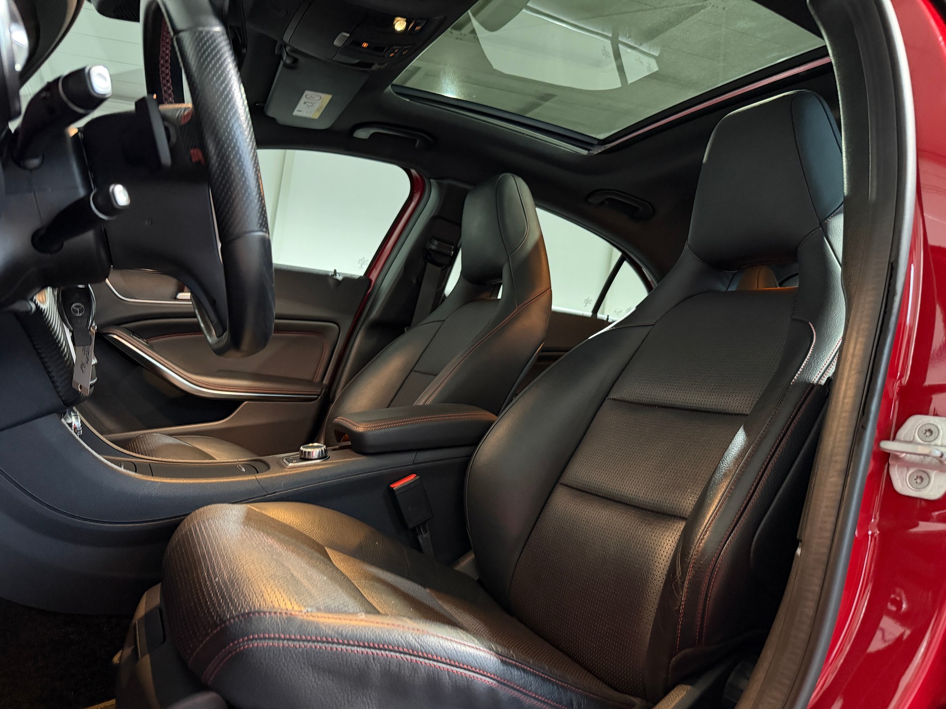 MERCEDES-BENZ A 250 AMG Line 4Matic 7G-DCT (CH)-image-13