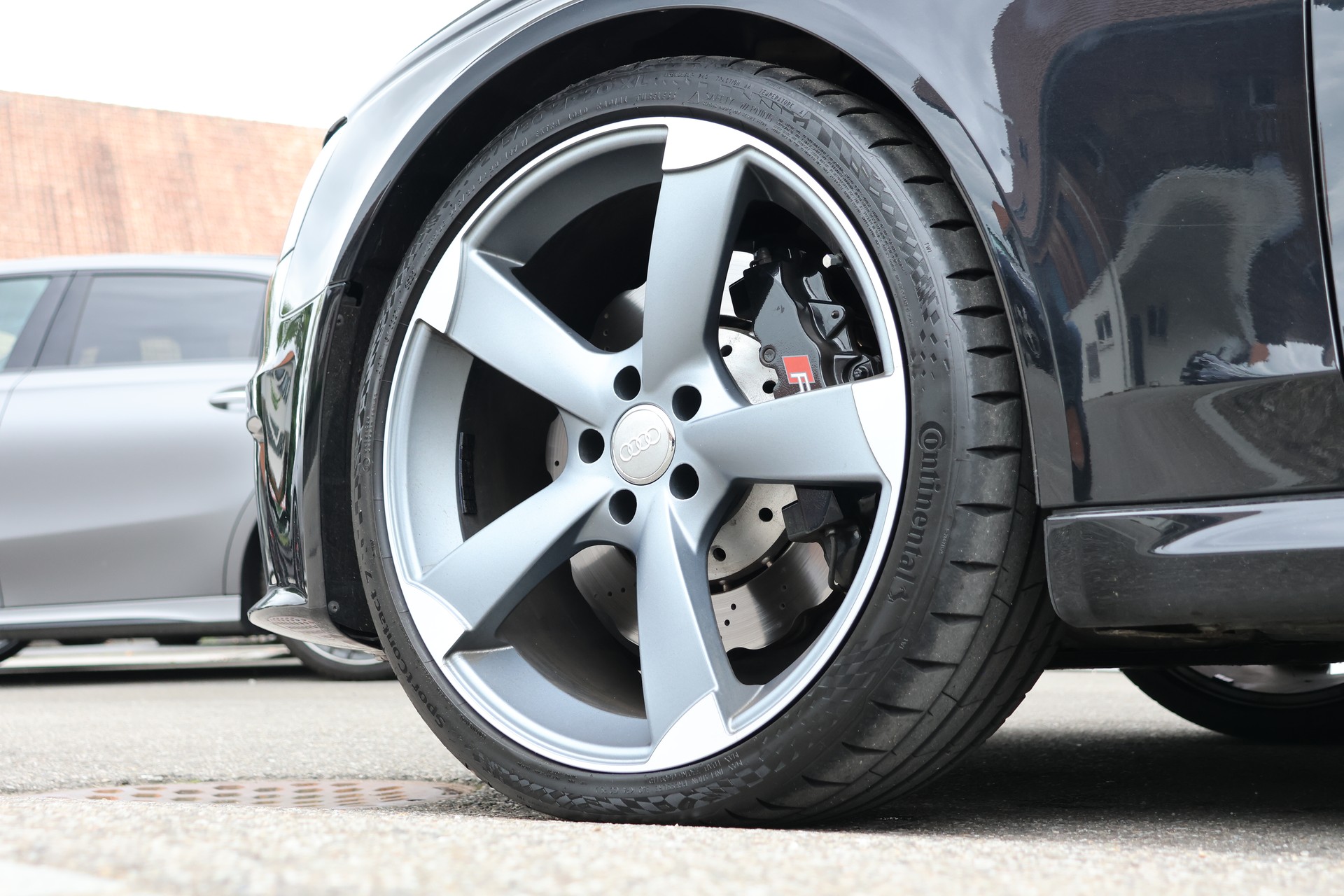 AUDI RS4 Avant 4.2 FSI V8 quattro S-tronic (CH) *1.Hand*-image-7