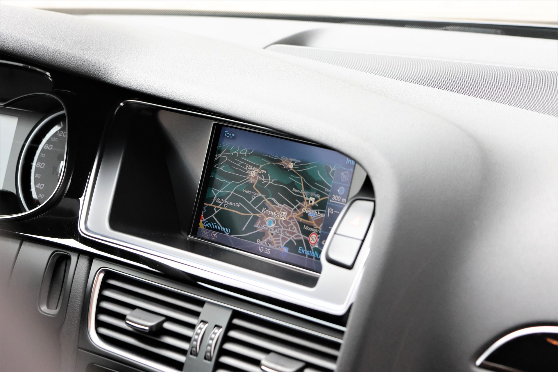 AUDI RS4 Avant 4.2 FSI V8 quattro S-tronic (CH) *1.Hand*-image-19