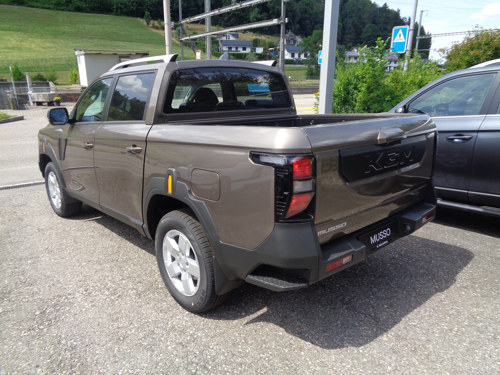 KGM-SsangYong MUSSO 2.2 TITANIUM-showroom-element-2