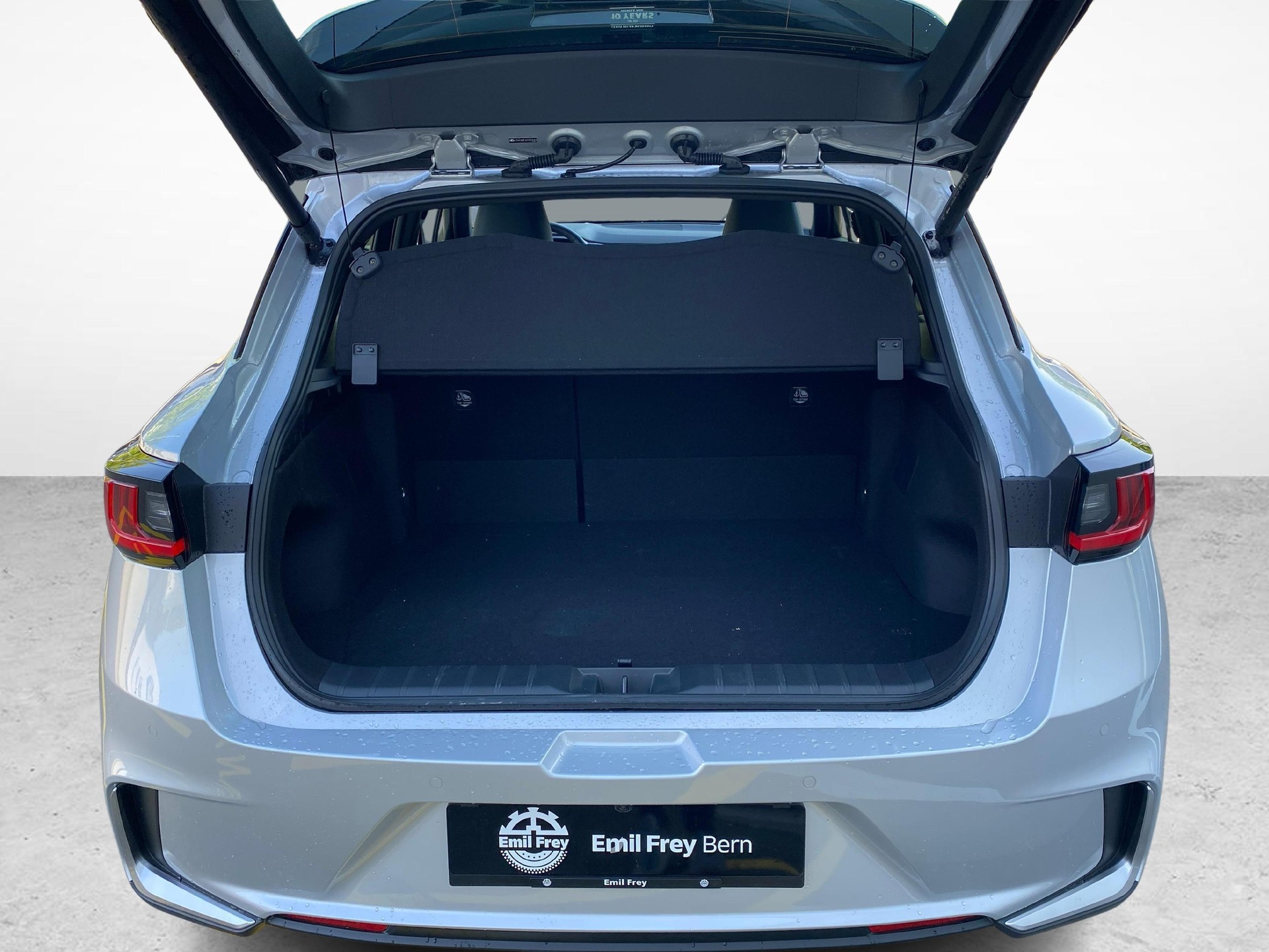 LEXUS LBX 1.5 Hybrid Relax AWD-image-14