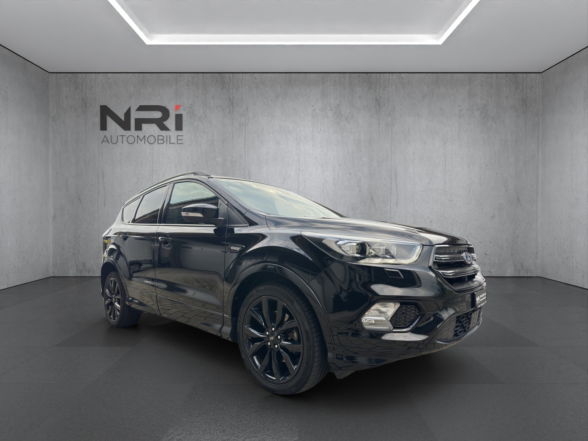 FORD Kuga 2.0 TDCi 150 ST-Line FPS-showroom-element-2