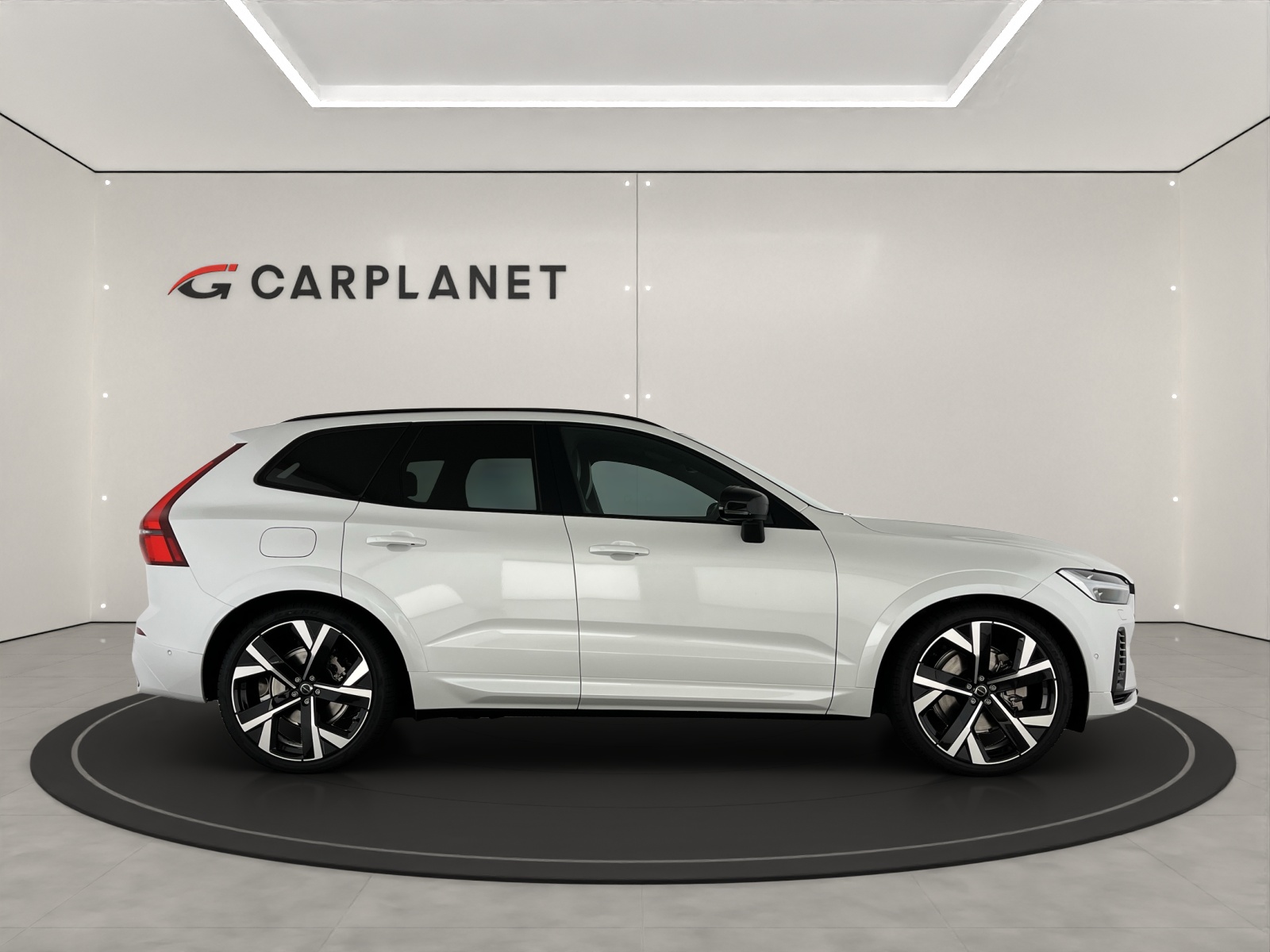 VOLVO XC60 2.0 T6 TE Black Edition eAWD-showroom-element-2