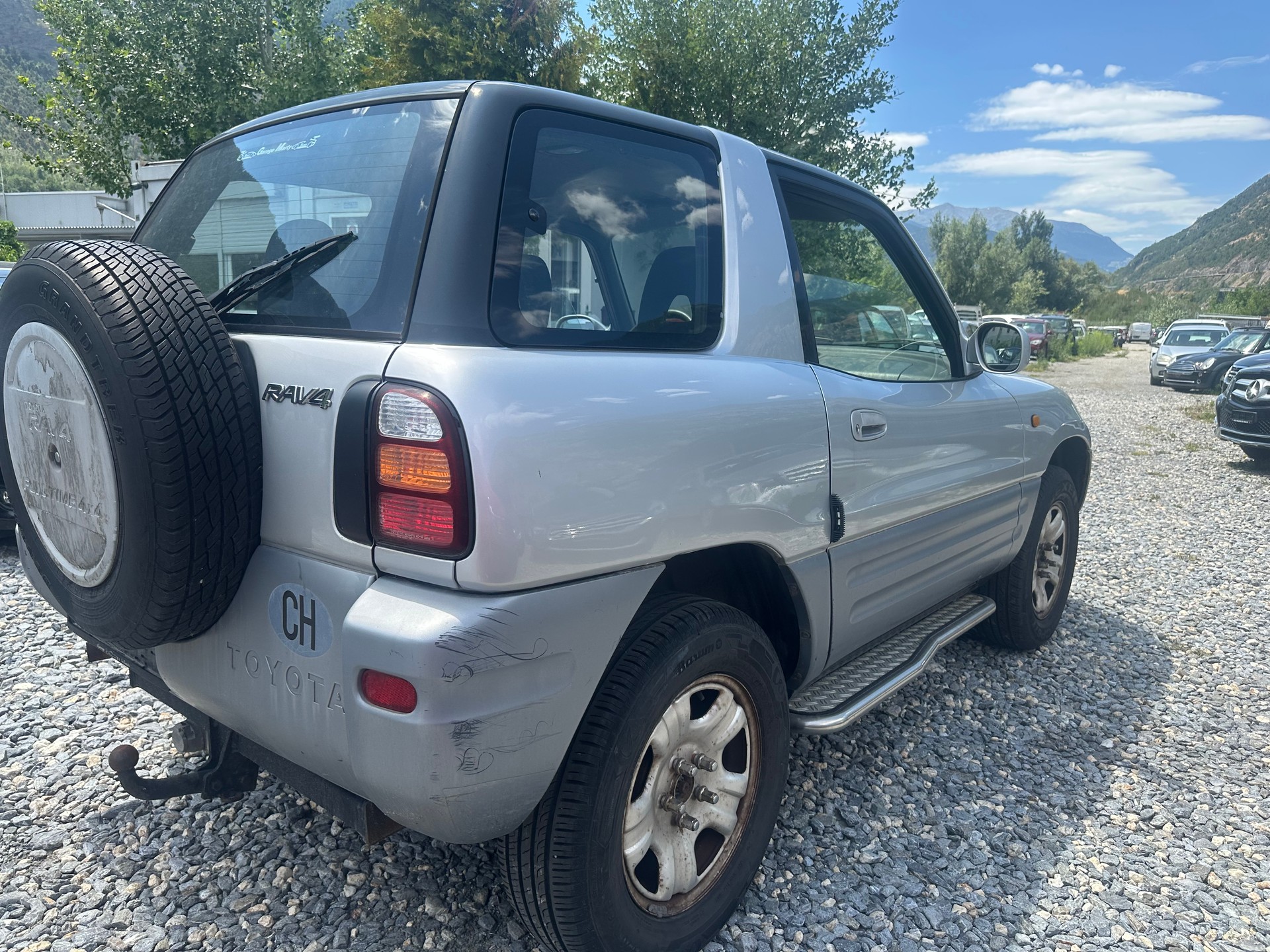 TOYOTA RAV-4 GX-image-8