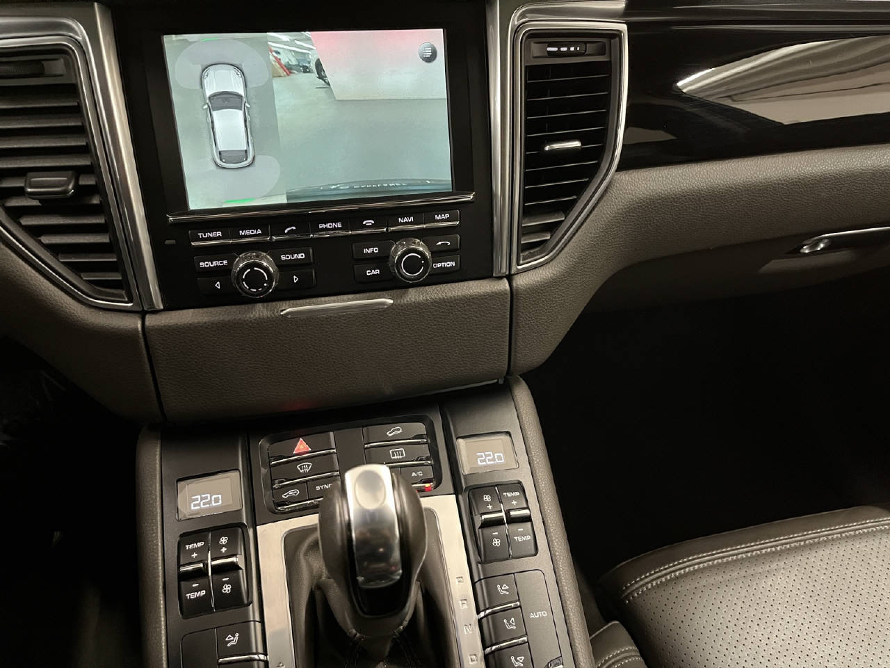 PORSCHE Macan 3.0 V6 S Diesel-image-8