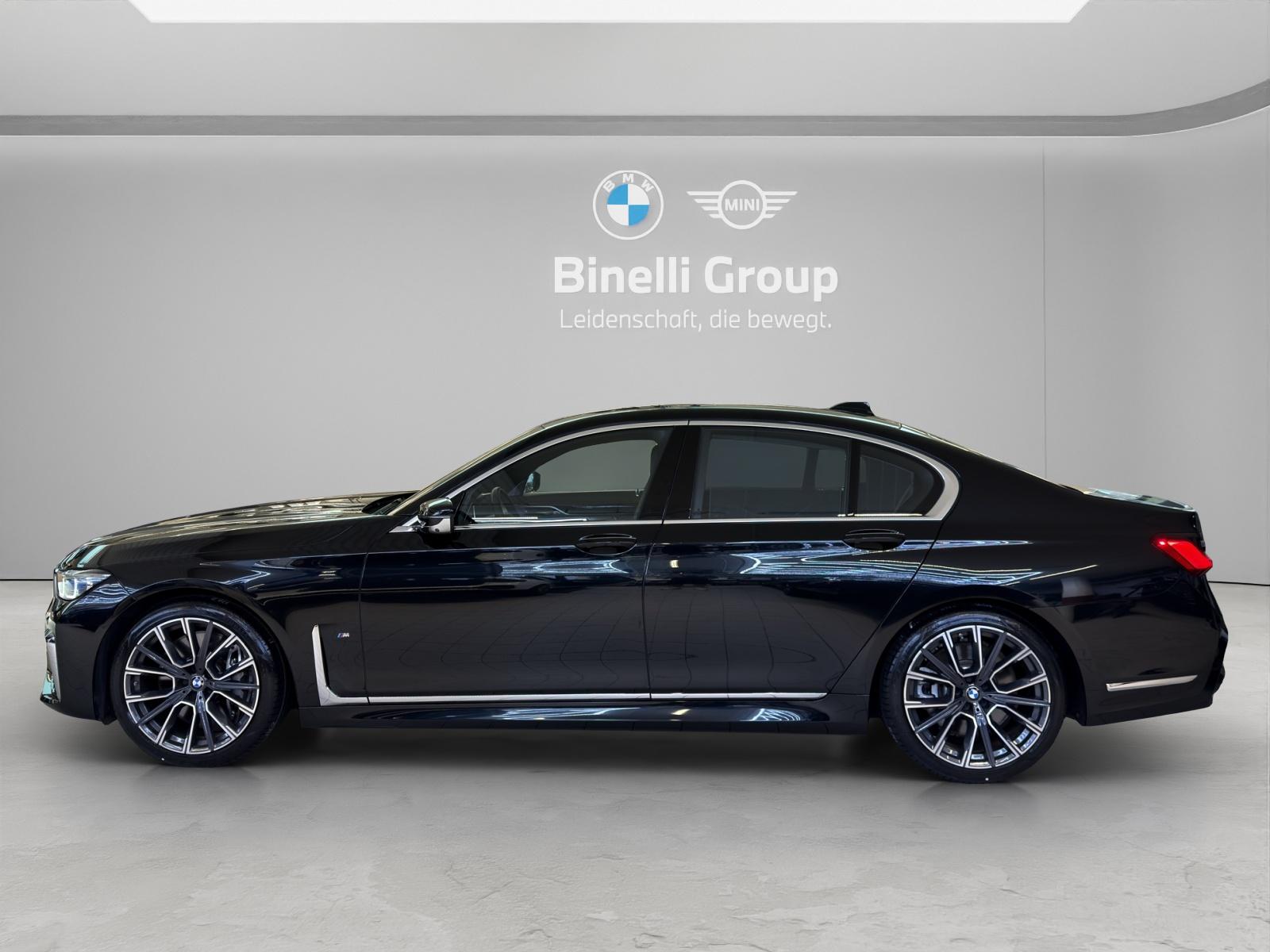BMW 750i xDrive M-SportPaket-showroom-element-1