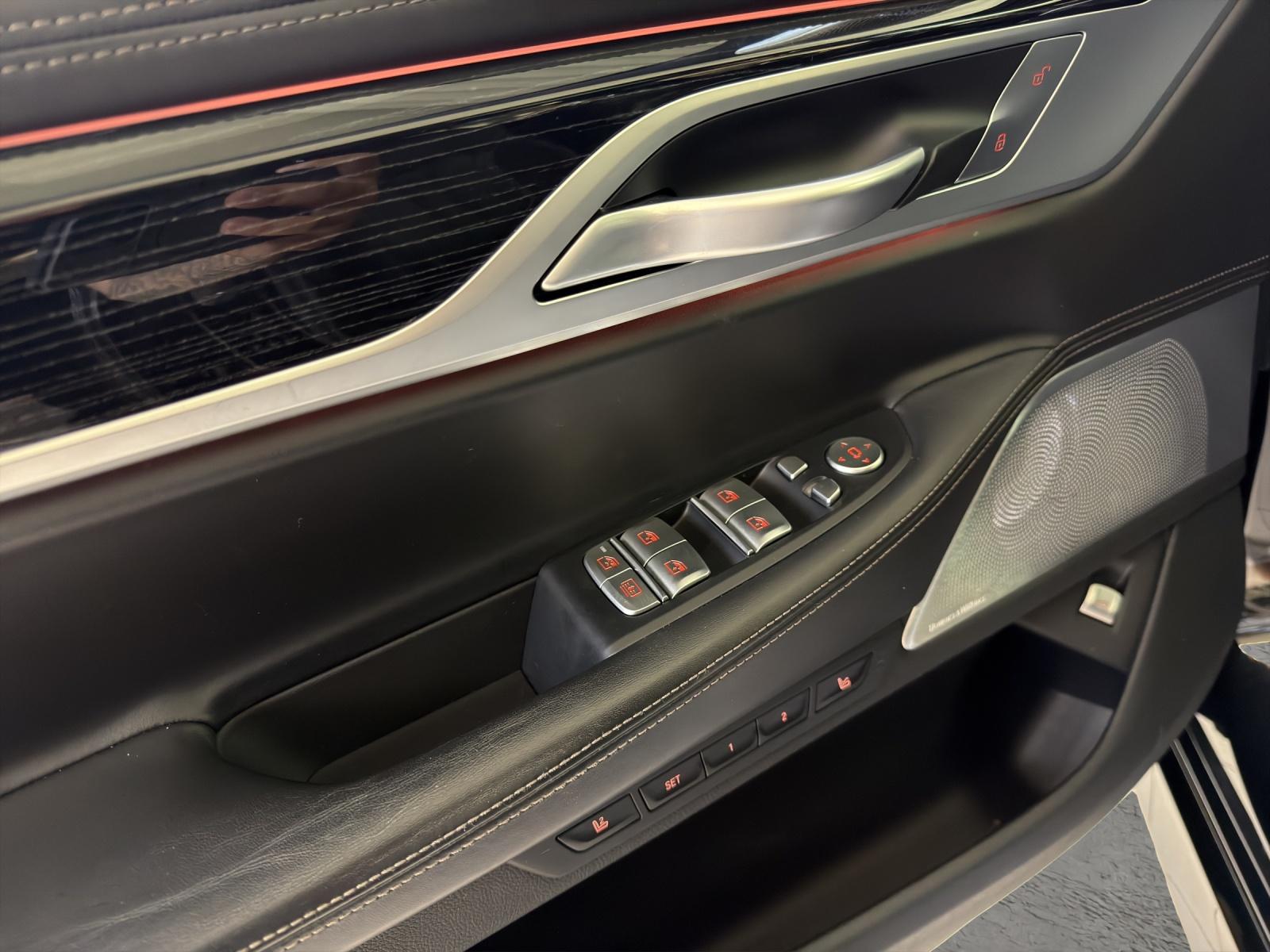 BMW 750i xDrive M-SportPaket-image-6