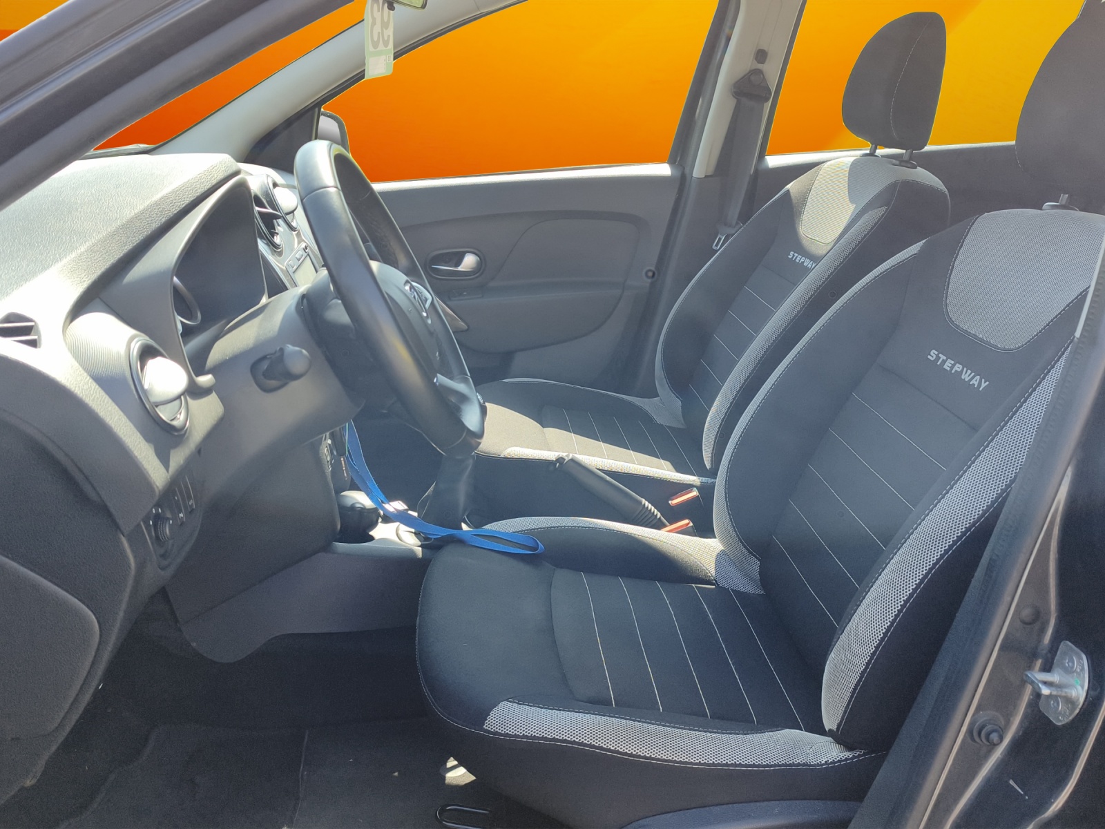 DACIA Logan MCV 0.9 Stepway-image-10