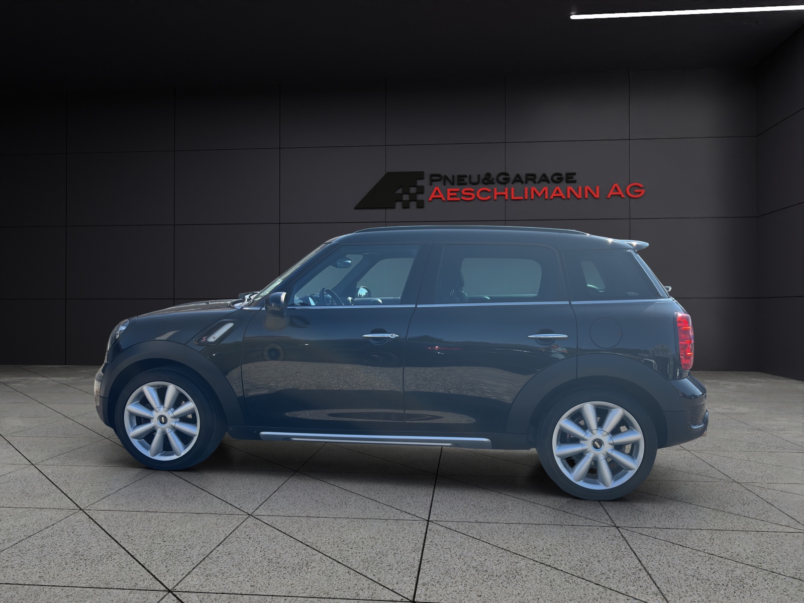MINI Countryman Cooper S ALL4 Steptronic-showroom-element-2