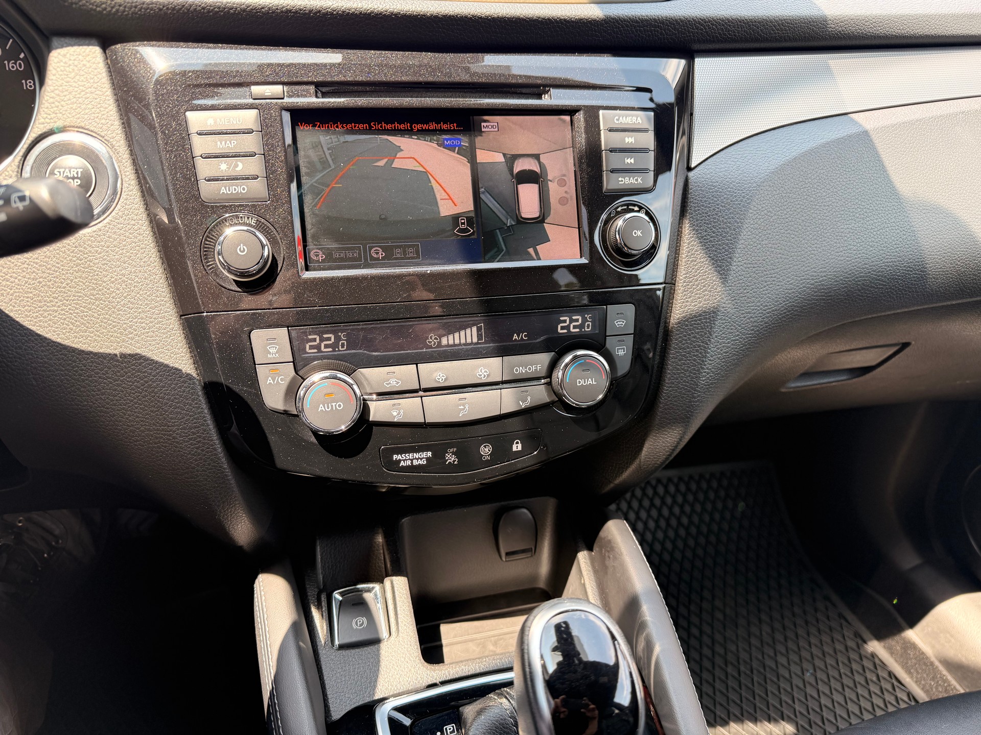 NISSAN Qashqai 1.7 dCi tekna+4x4 Anhängerkupplung 2t-image-9