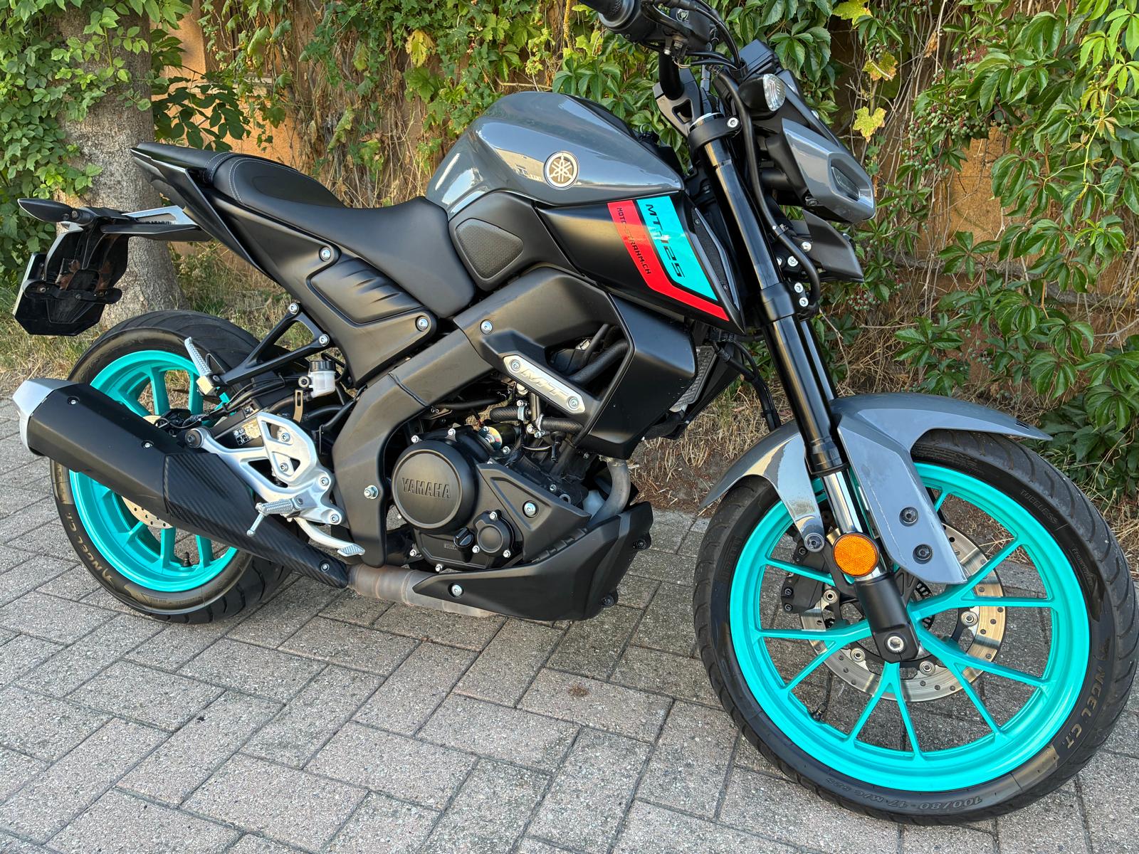YAMAHA MT-125 ABS-image-2