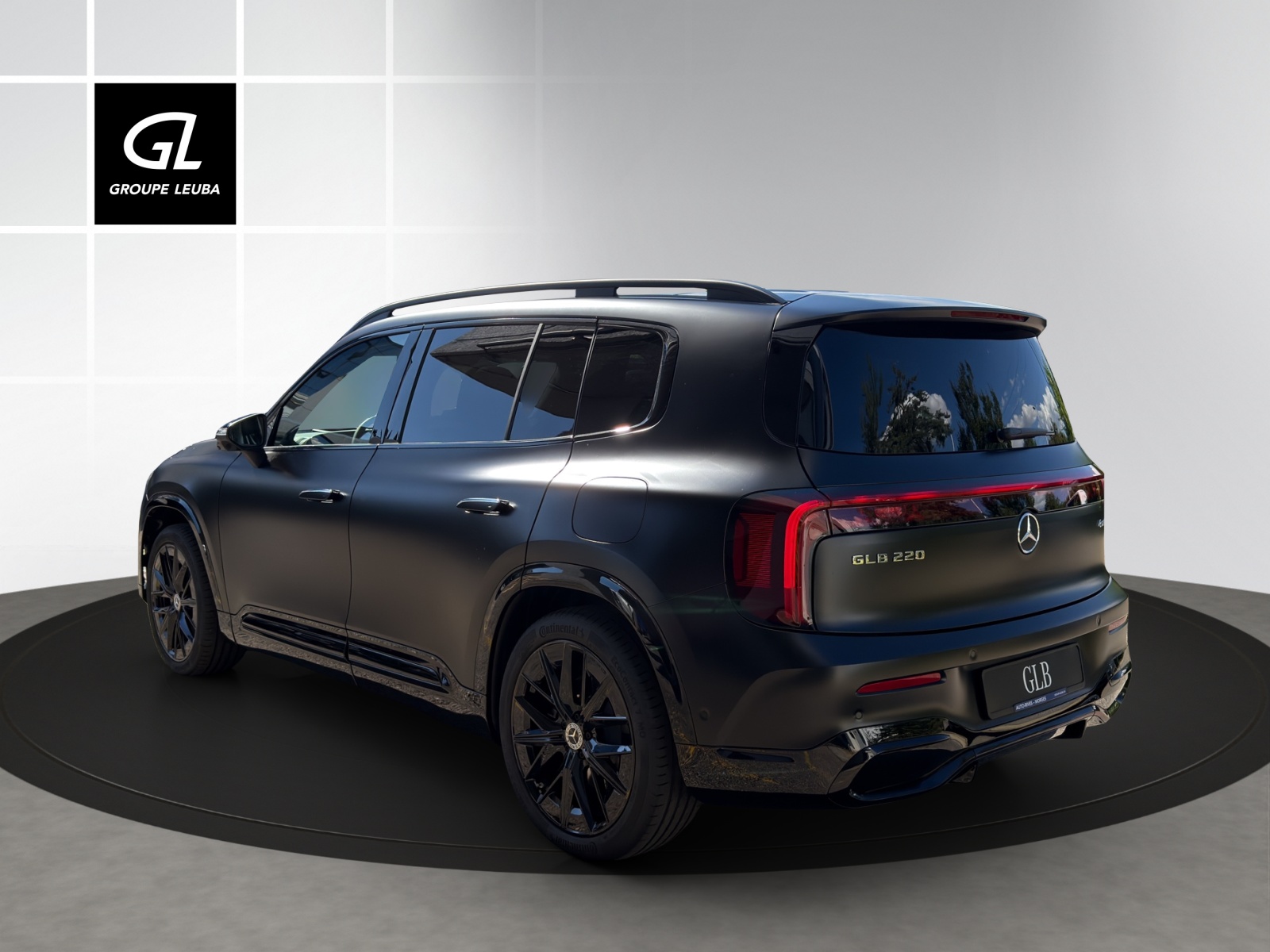 MERCEDES-BENZ GLB 220 4Matic 8G-Tronic-showroom-element-3
