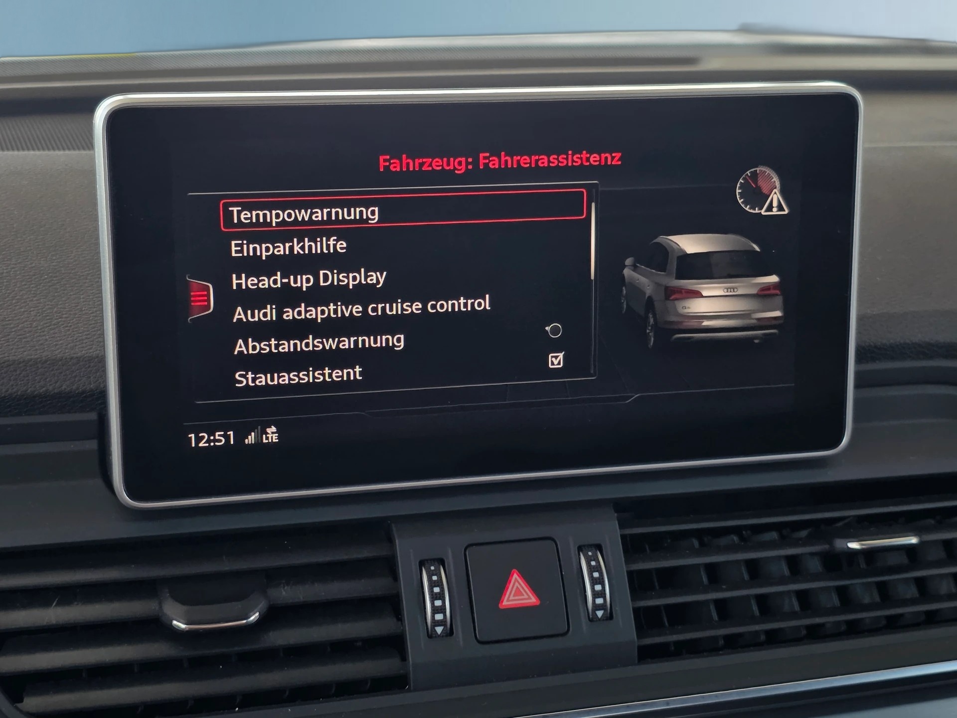 AUDI Q5 55 TFSI e Sport Quattro S-Line * CH-Fahrzeug * Frisch ab MFK * Anhängerkupplung * Panorama * Frisch ab MFK *-image-17