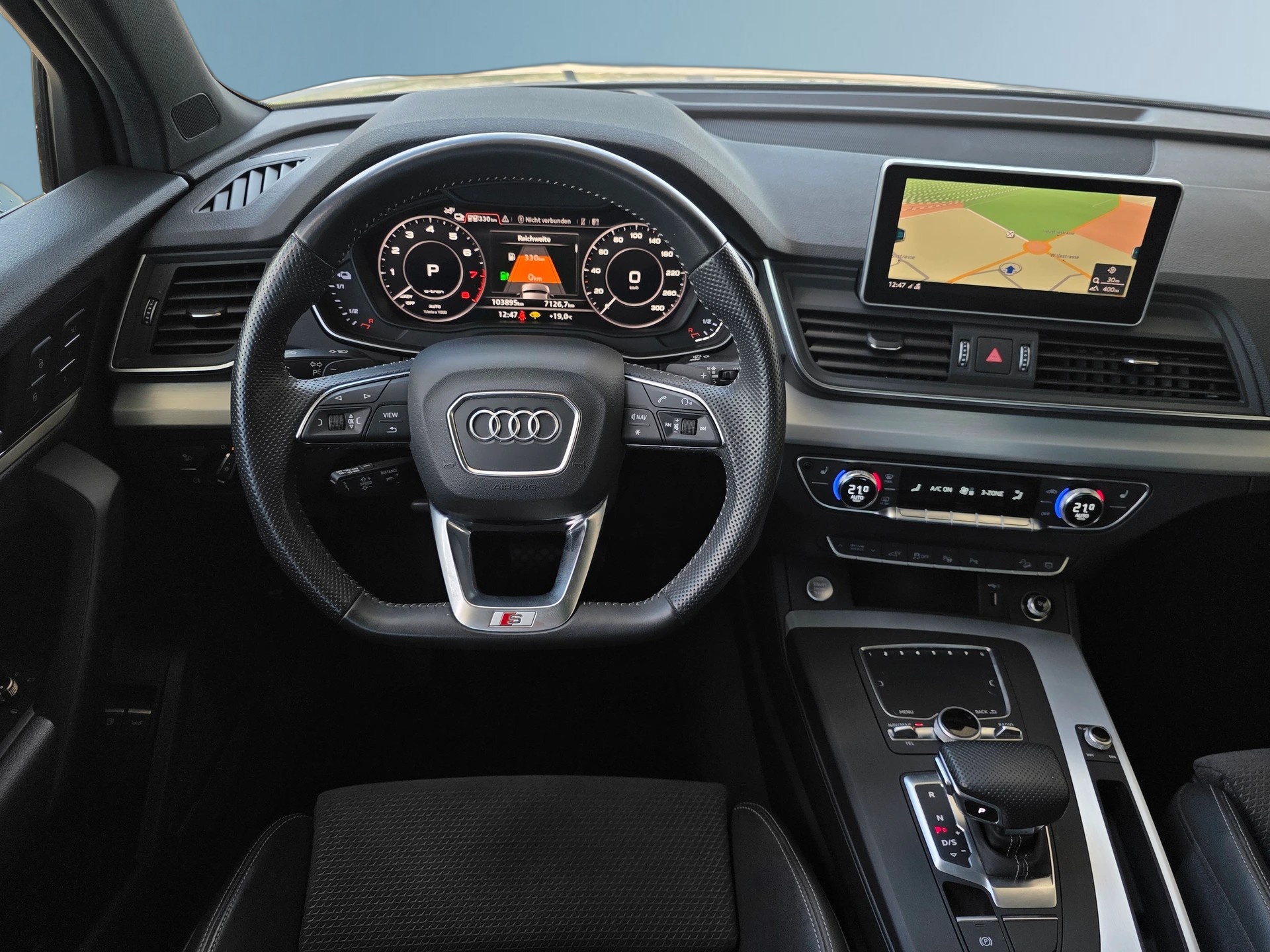 AUDI Q5 55 TFSI e Sport Quattro S-Line * CH-Fahrzeug * Frisch ab MFK * Anhängerkupplung * Panorama * Frisch ab MFK *-image-13
