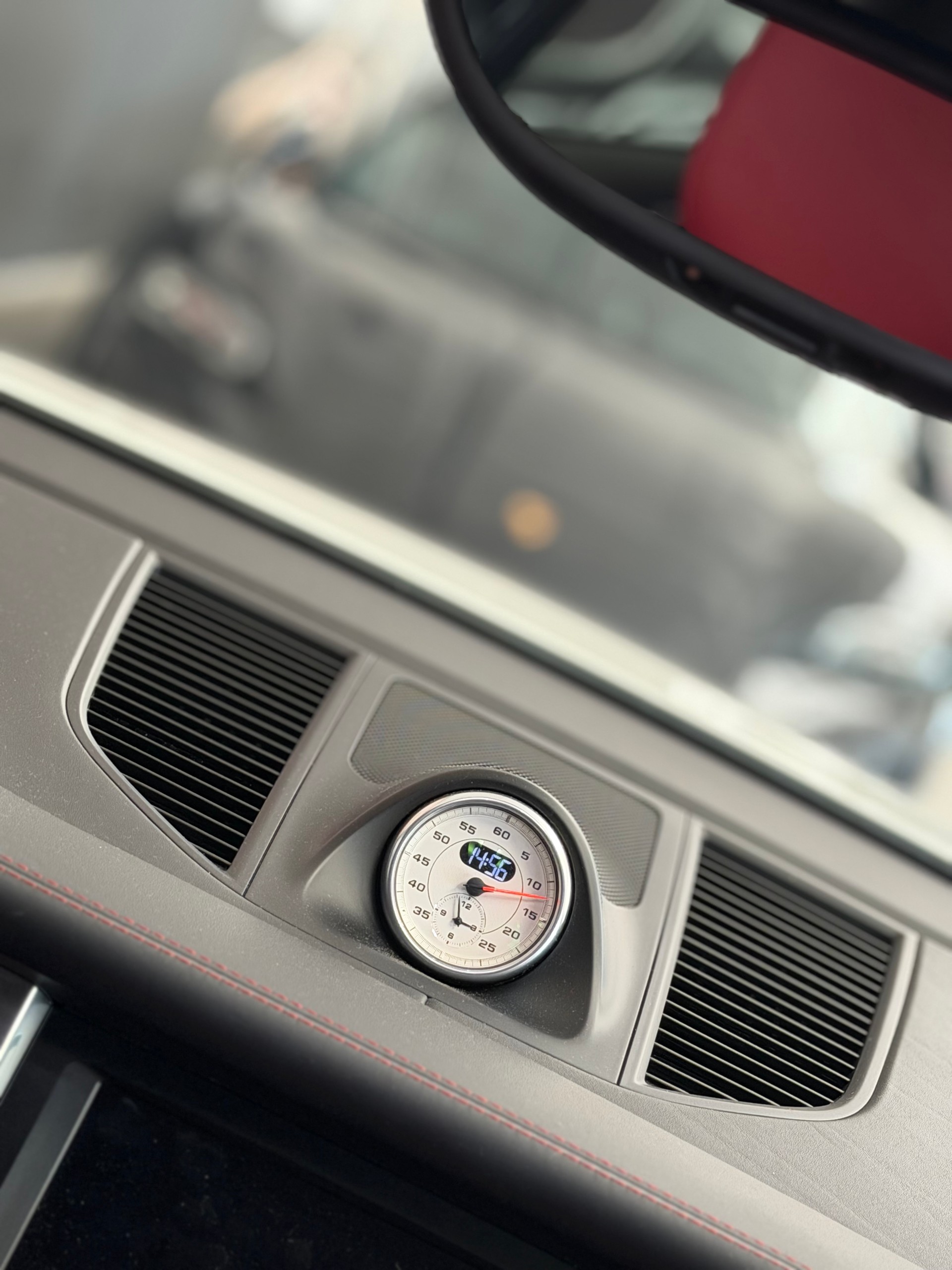 PORSCHE Macan S Diesel PDK-image-12