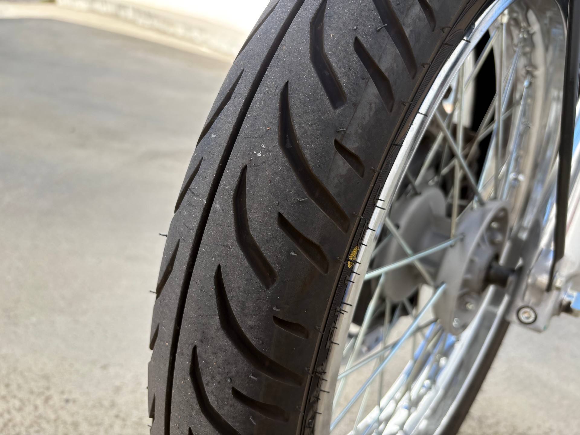 ROYAL ENFIELD Classic 350 Reborn, Halcyon Green-image-4