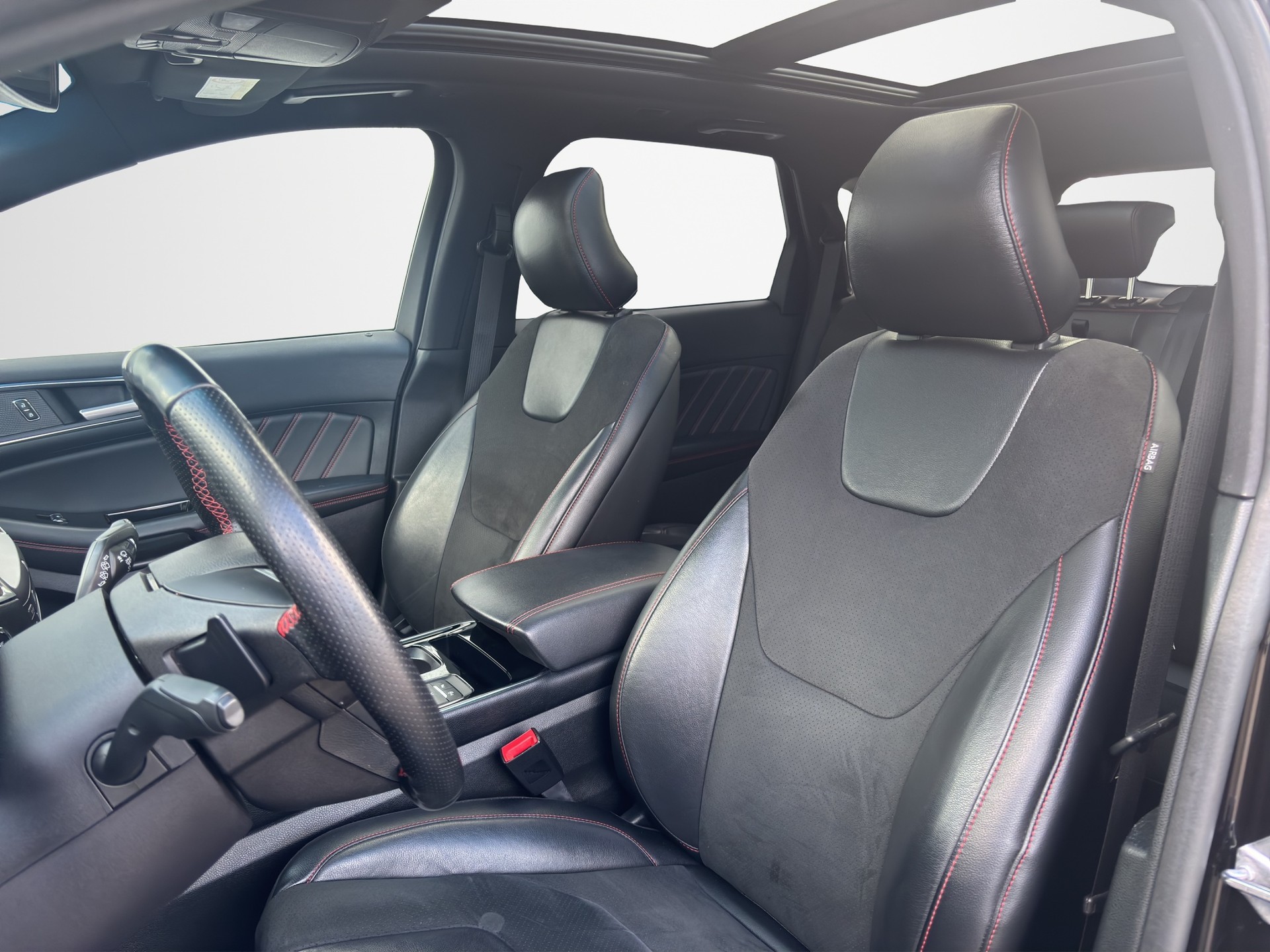 FORD Edge 2.0 EcoBlue 238 ST-Line-image-5