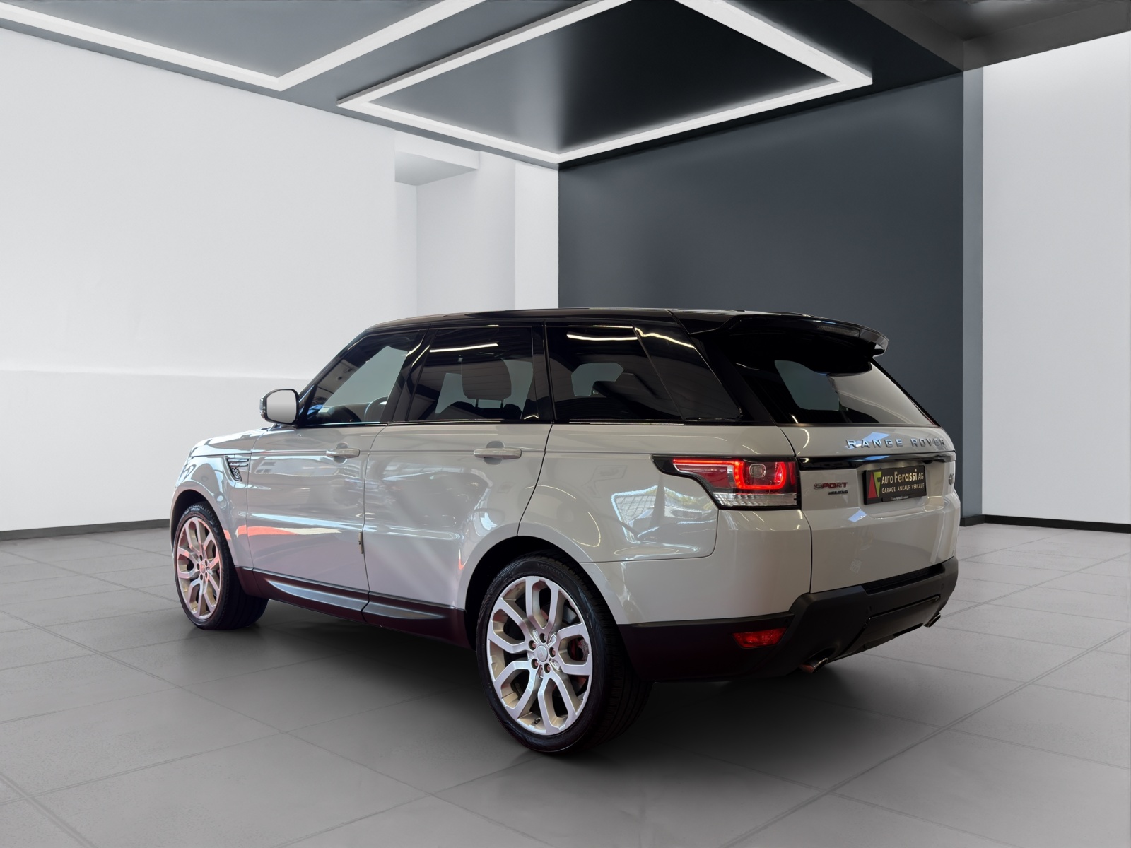 LAND ROVER Range Rover Sport 3.0 SDV6 HSE Dynamic Automatic-showroom-element-3