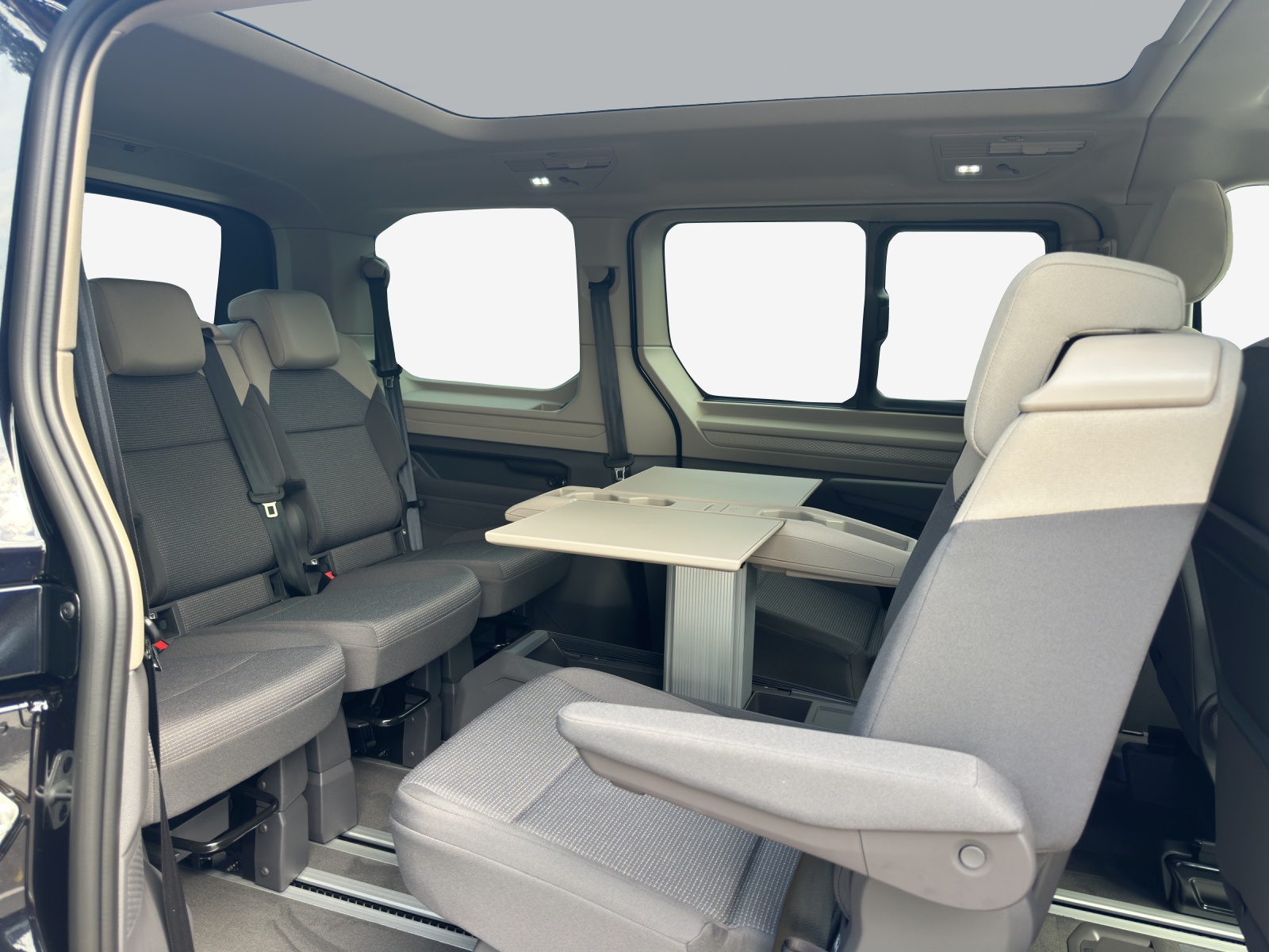 VW Multivan 1.5 eHybrid 4Motion DSG-image-15