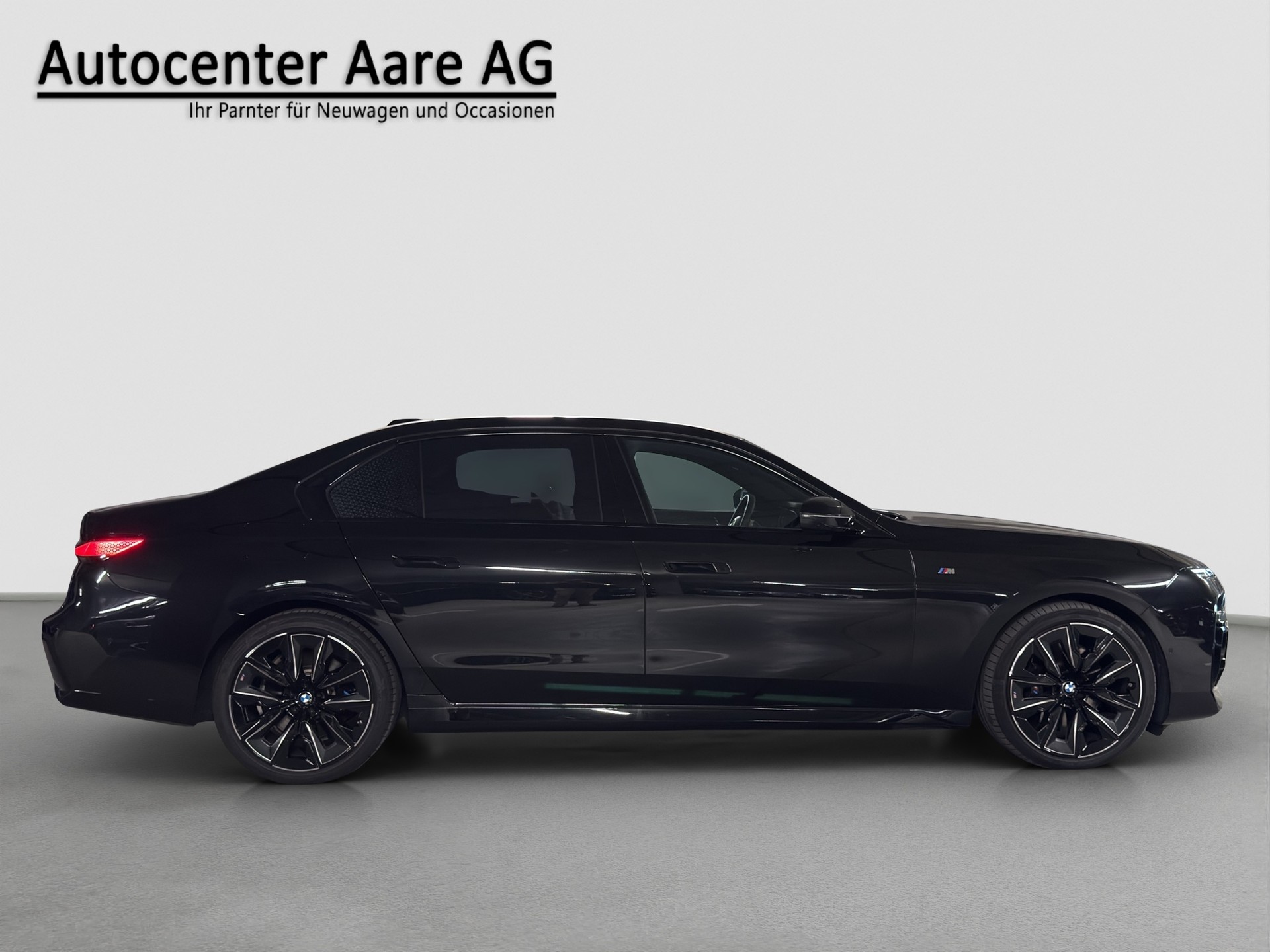 BMW 740d xDrive 48V M Sport Pro | EXECUTIVE LOUNGE SEATING | NP 194'240-image-8