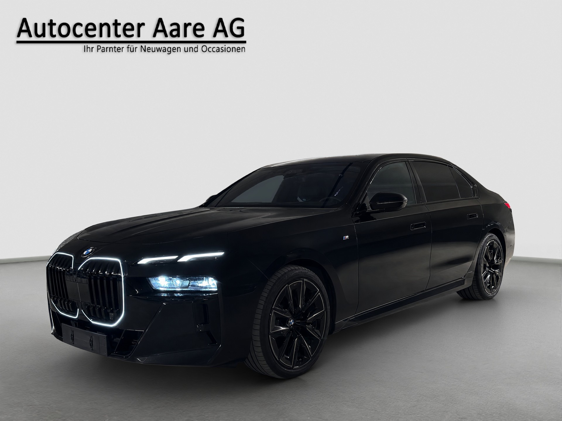 BMW 740d xDrive 48V M Sport Pro | EXECUTIVE LOUNGE SEATING | NP 194'240-showroom-element-3