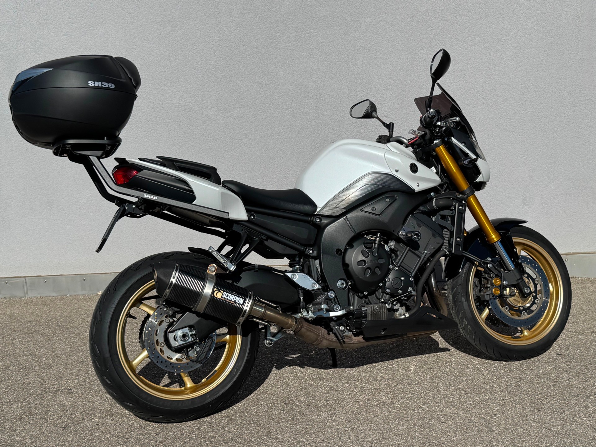 YAMAHA FZ8 N ABS-image-9