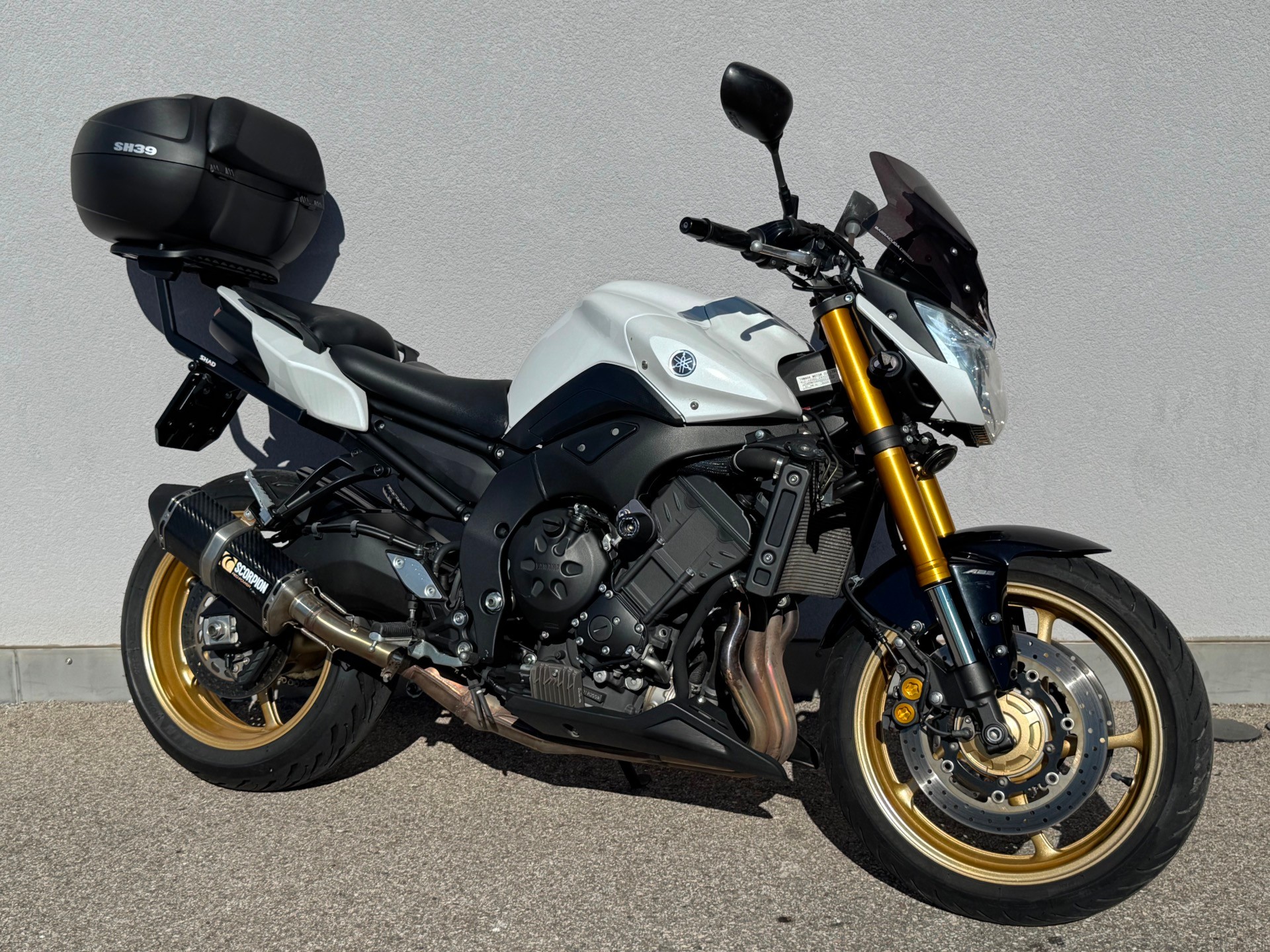 YAMAHA FZ8 N ABS-image-2