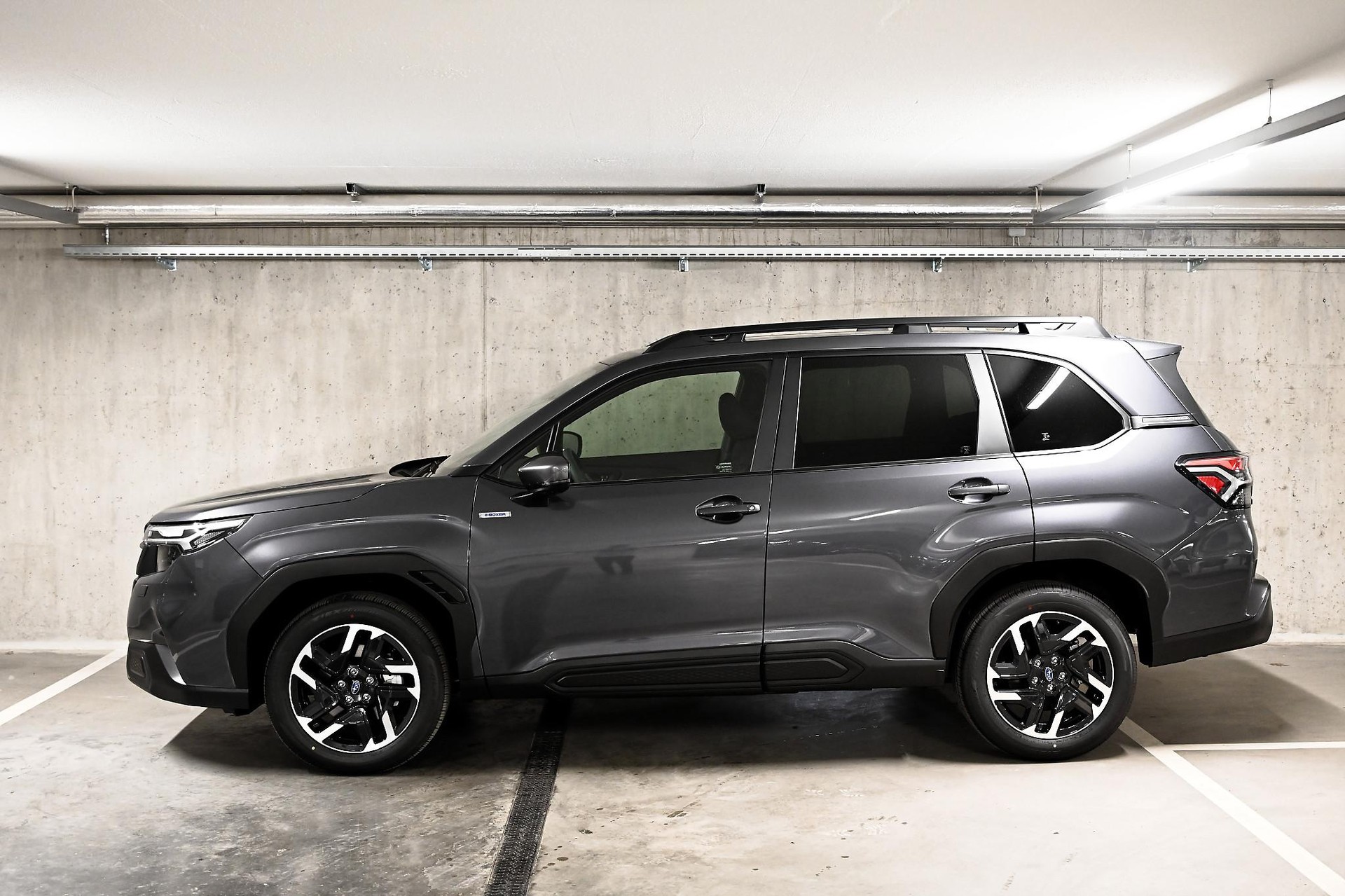 SUBARU Forester Station 2.0i e-Boxer Swiss Plus-showroom-element-3