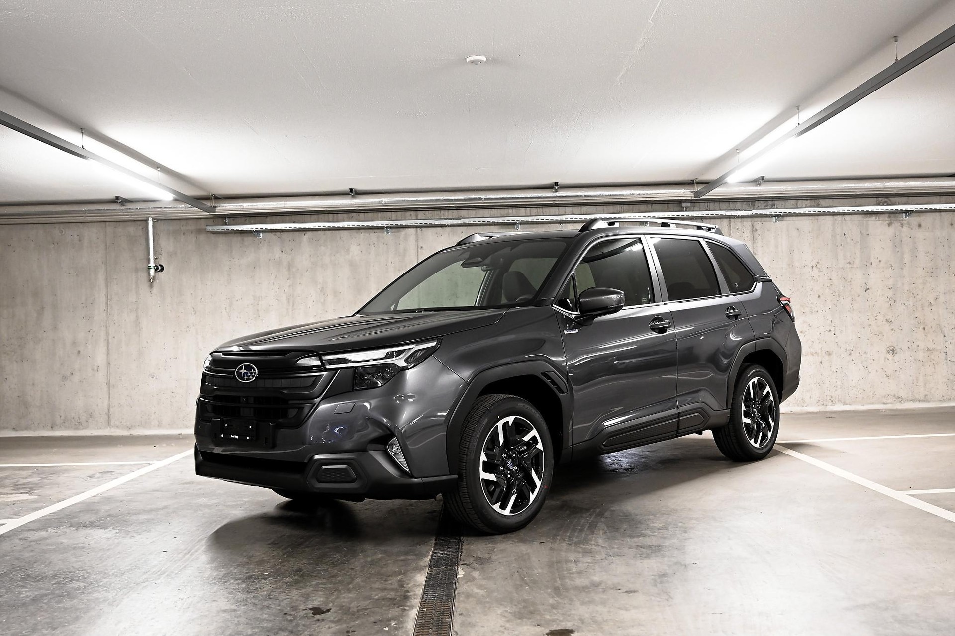 SUBARU Forester Station 2.0i e-Boxer Swiss Plus-showroom-element-1
