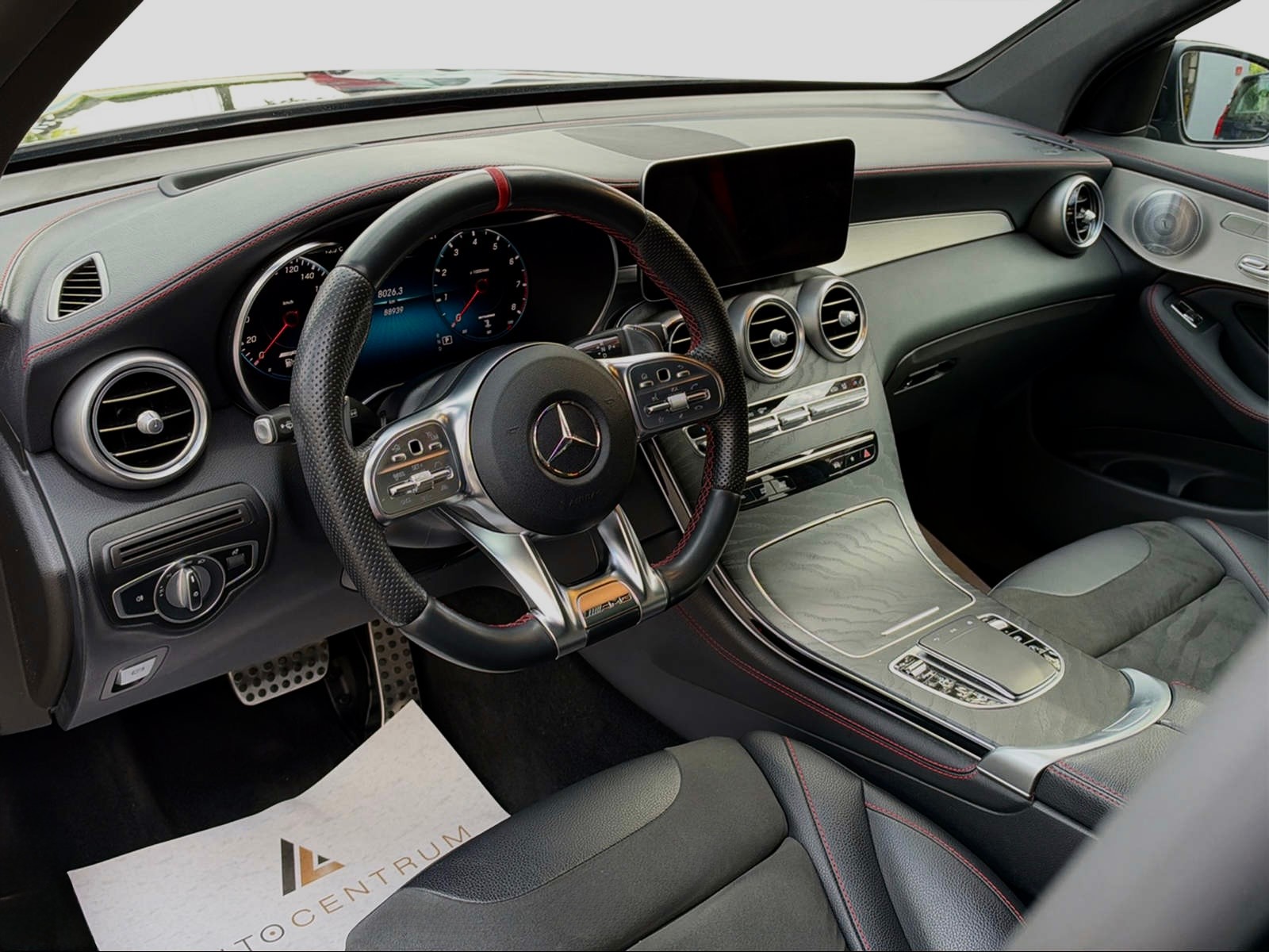MERCEDES-BENZ GLC 43 AMG 4Matic 9G-Tronic-showroom-element-1